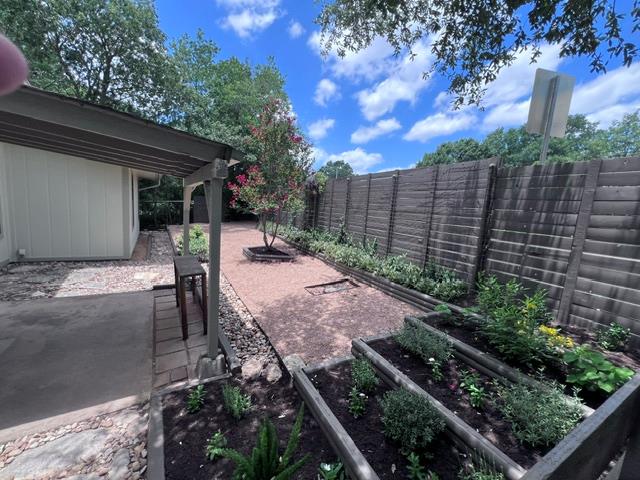 3211 Canter LN — photo 3