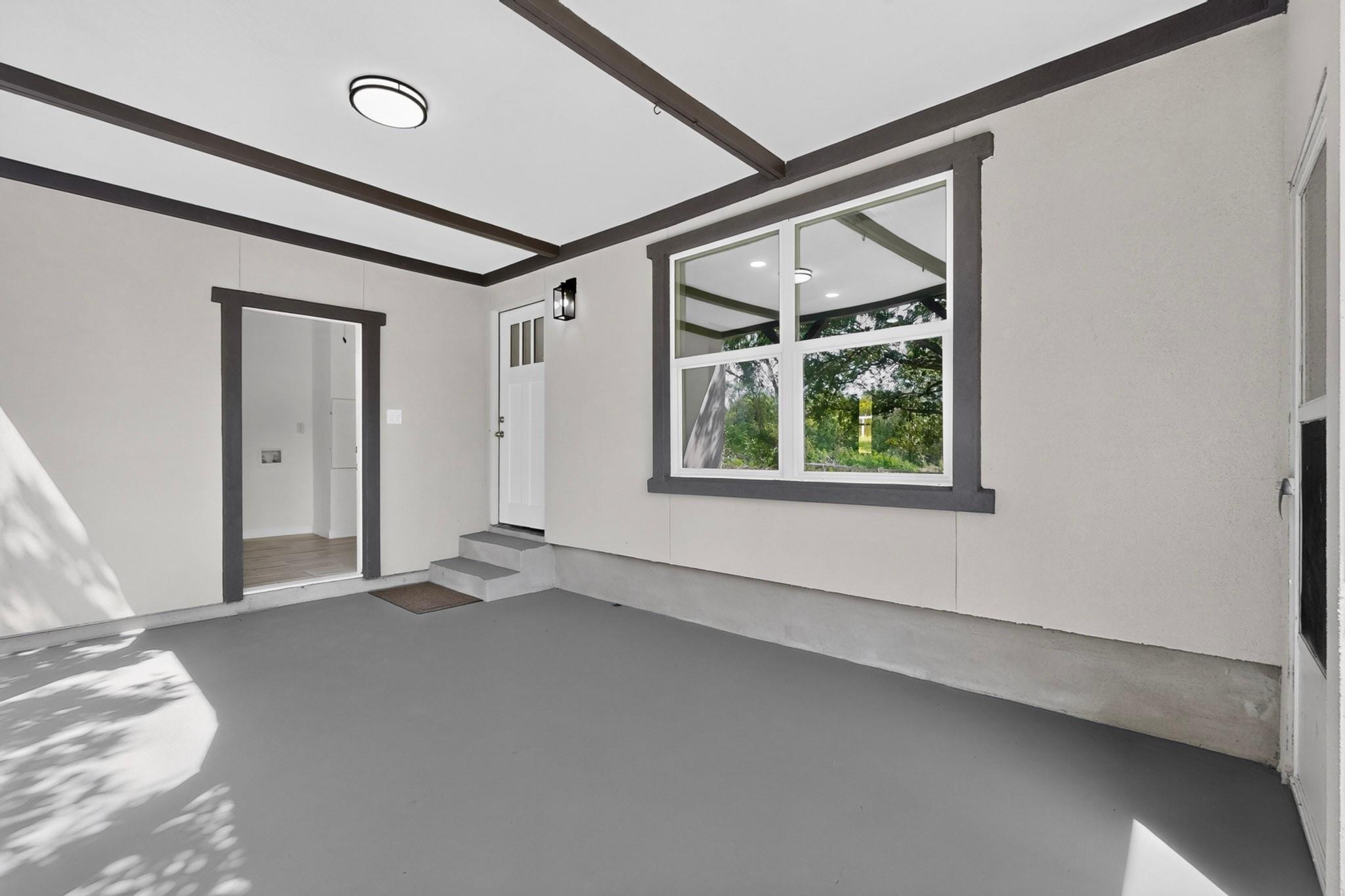 581 Fm 2336 — photo 3