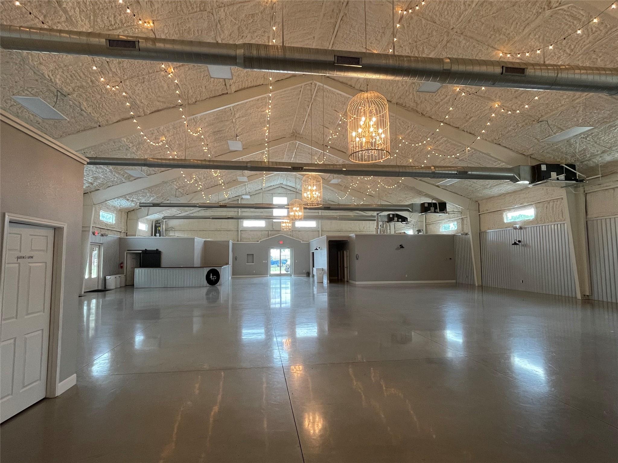 6411 Fm 2657 — photo 3