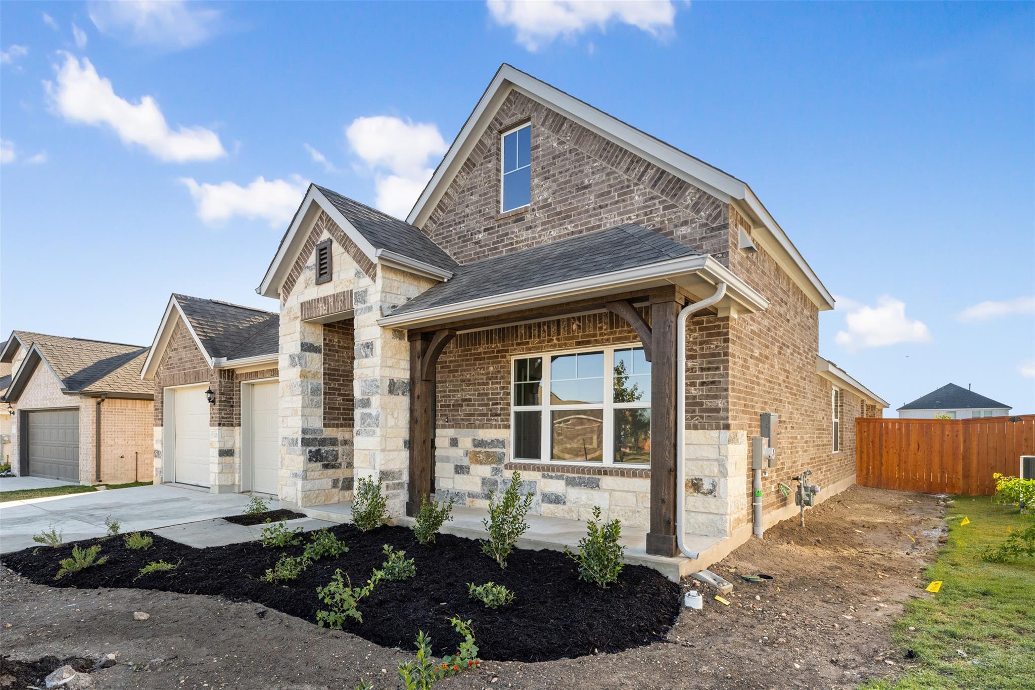 536 Redding WAY — photo 4