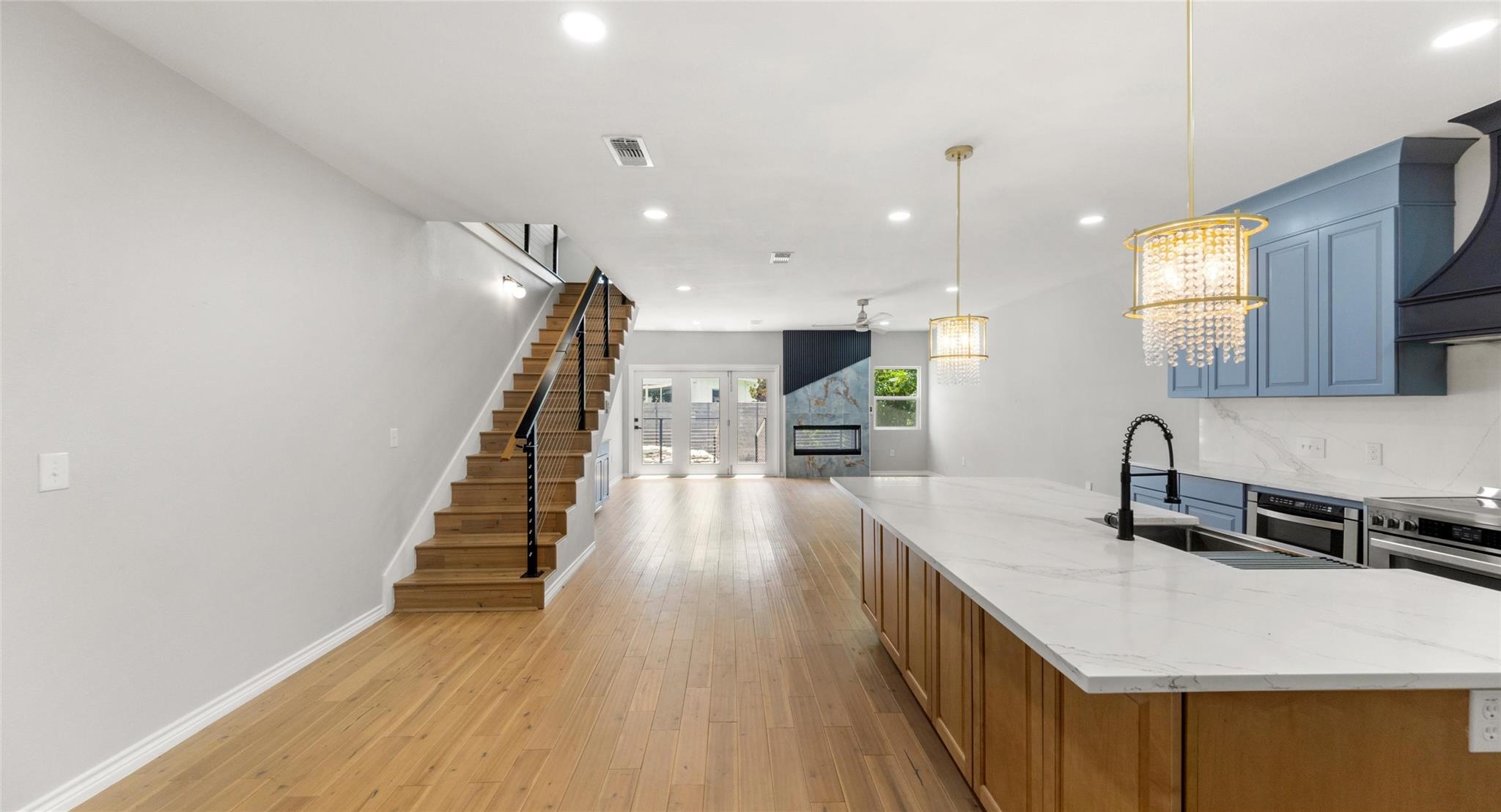 1007 Payne Ave — photo 5