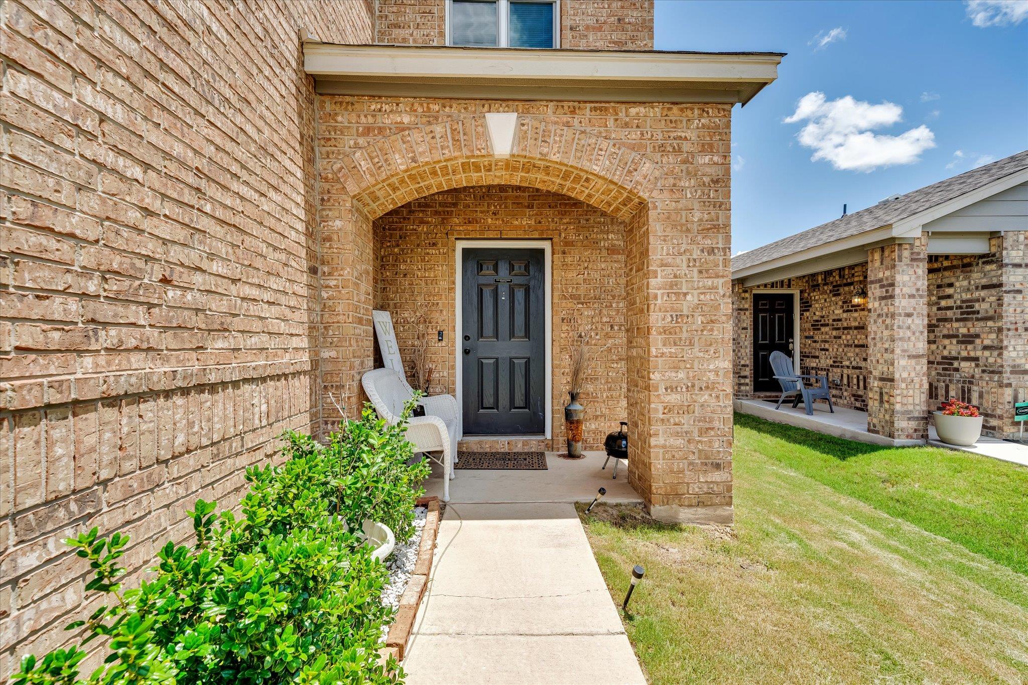 18920 Lady Bird Johnson ST — photo 4