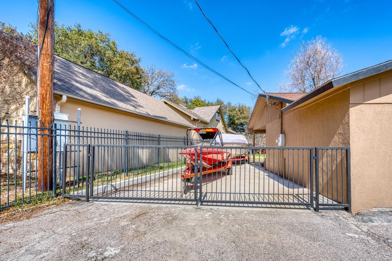 1408 Highland Dr DR — photo 3