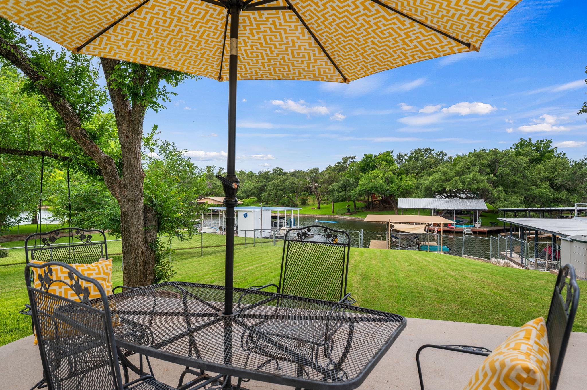 2350 Wisteria DR — photo 3
