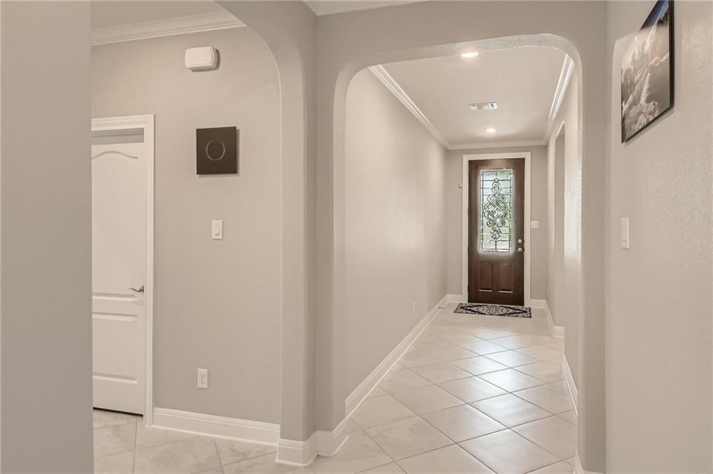 303 White River DR — photo 4