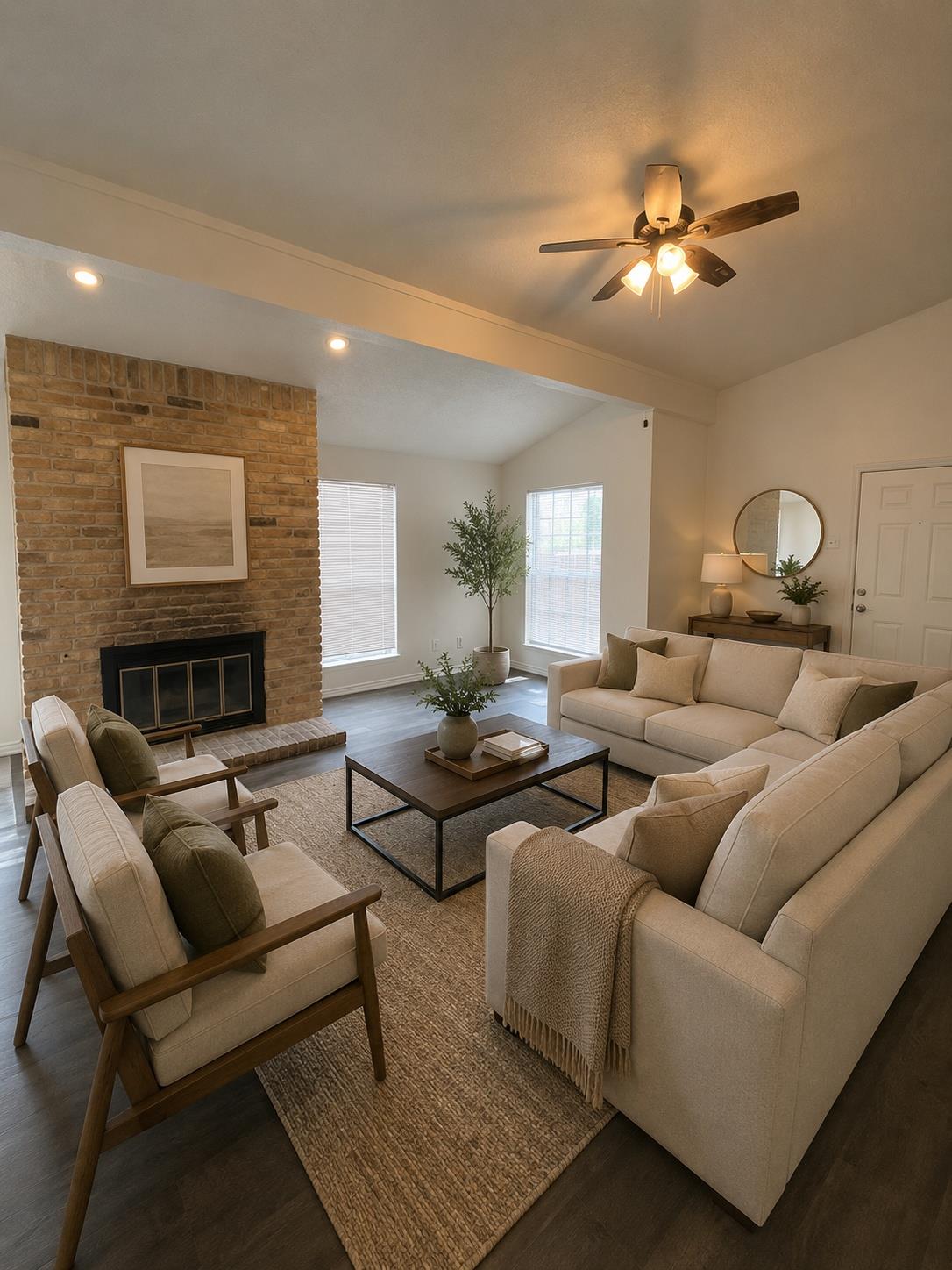 2401 Leon ST #206 — photo 3