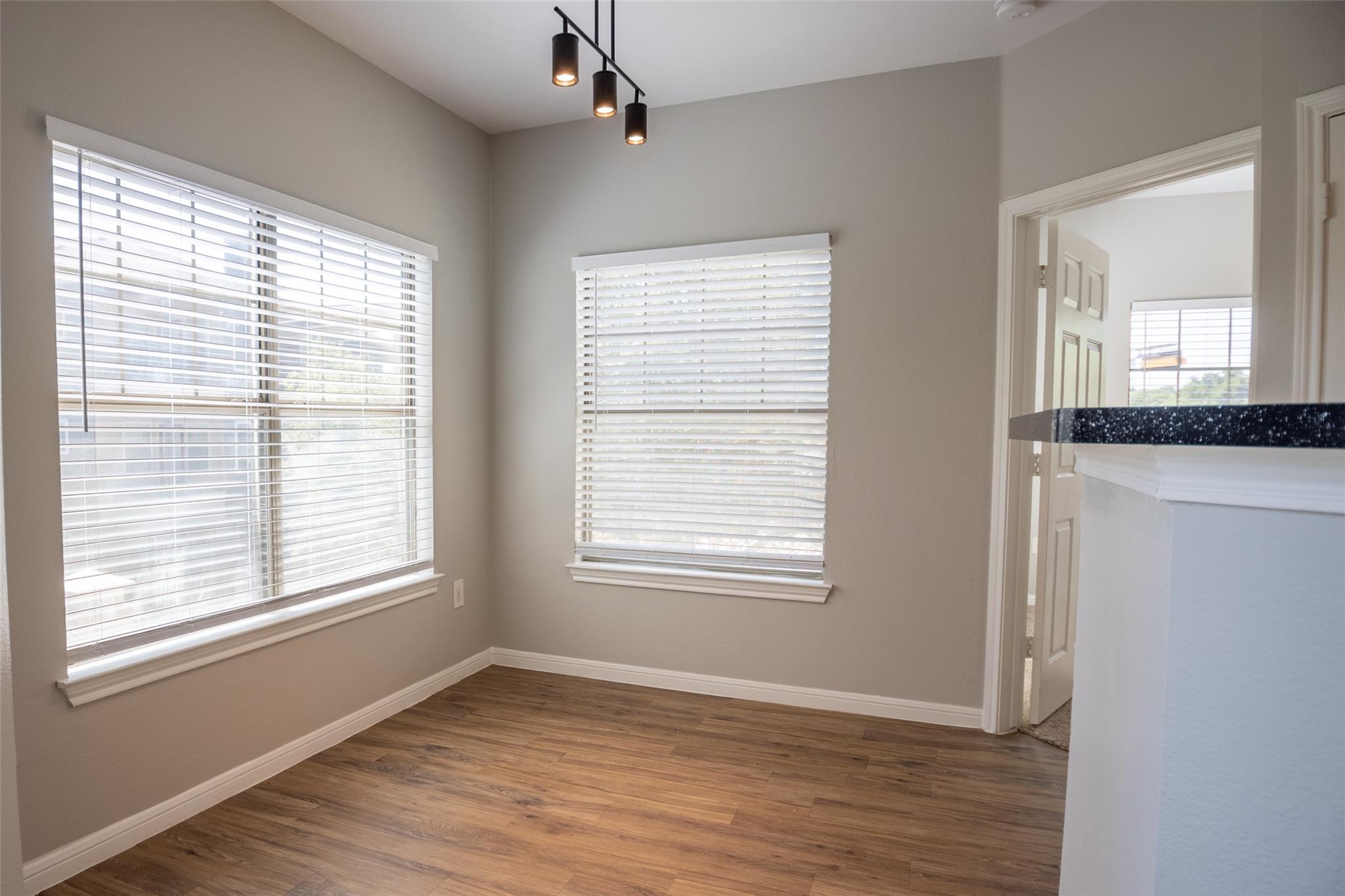 2320 Gracy Farms LN #322 — photo 5
