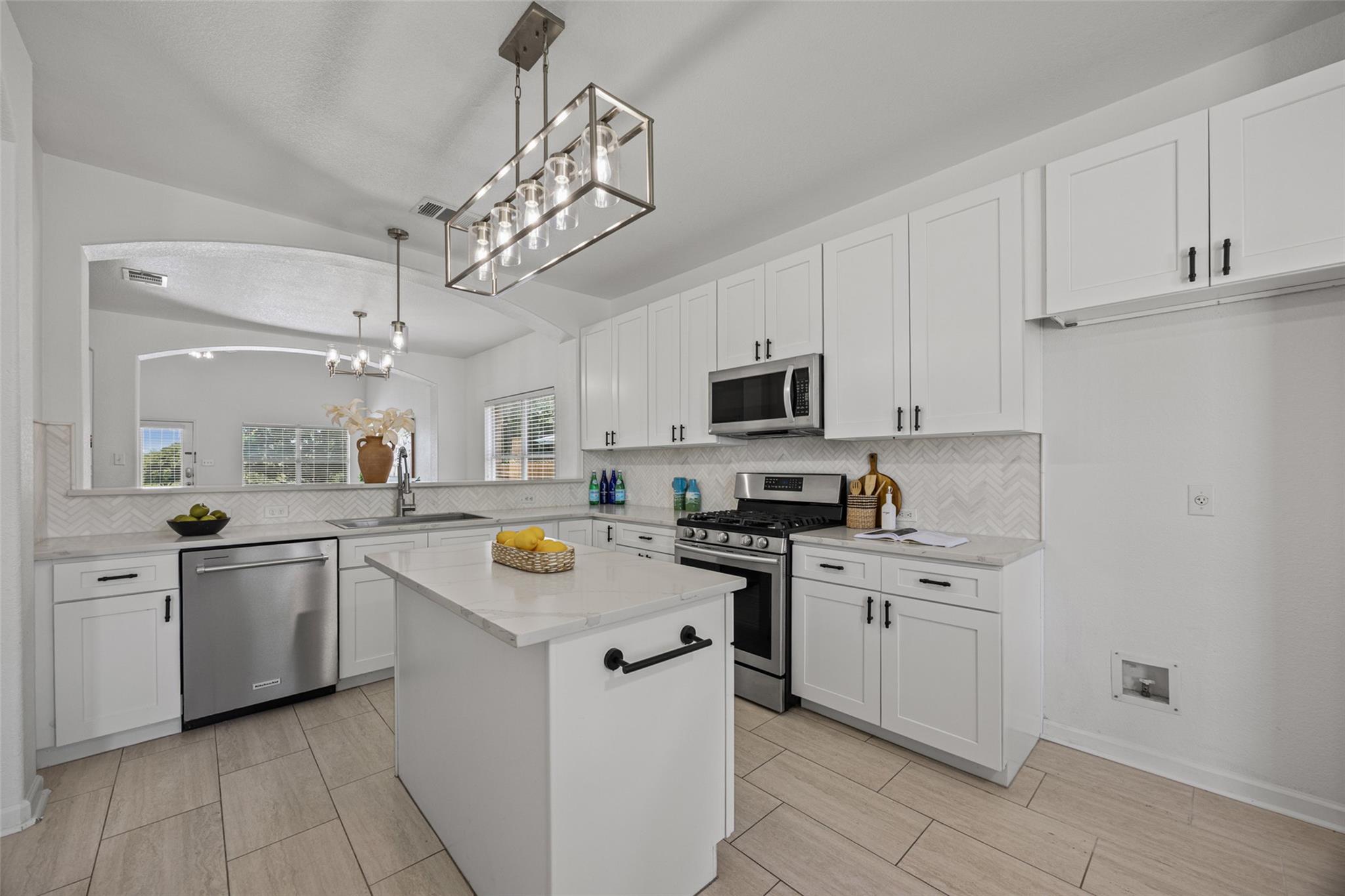 4506 Western Lake DR — photo 3
