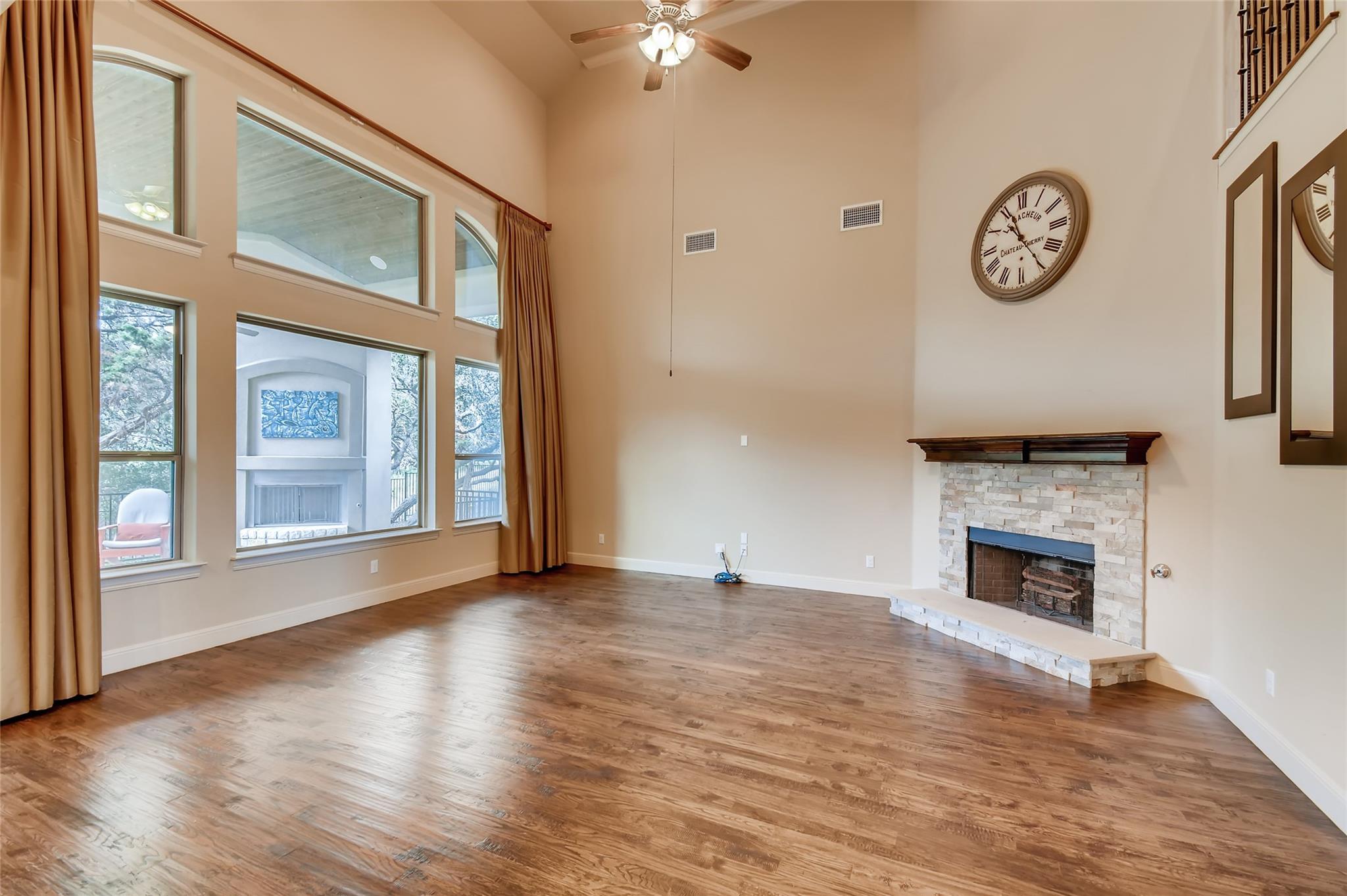 4216 Myrtle Beach DR — photo 3