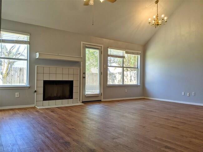 1702 Southwestern TRL — photo 3