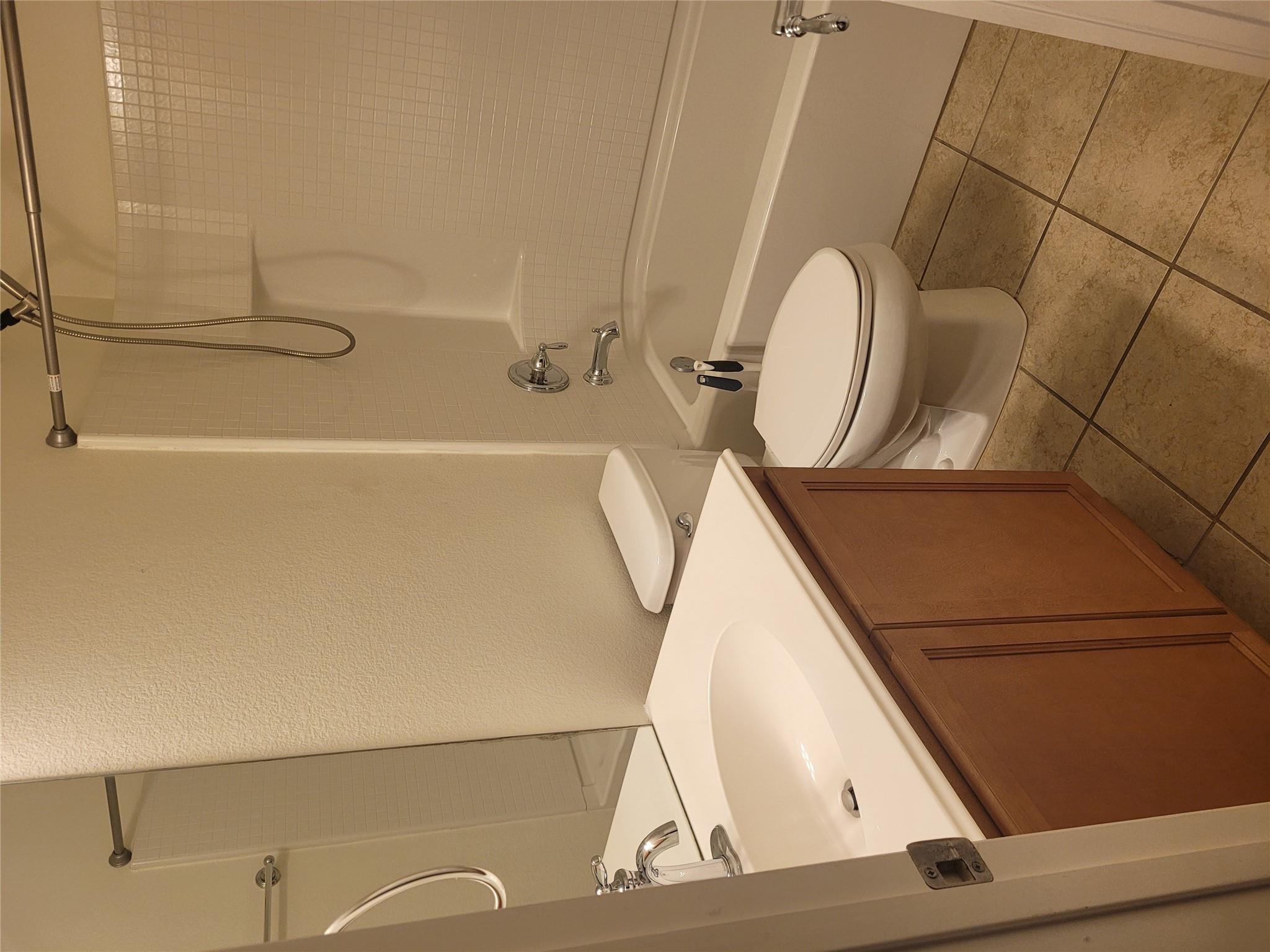 433 Moorhen CV — photo 5