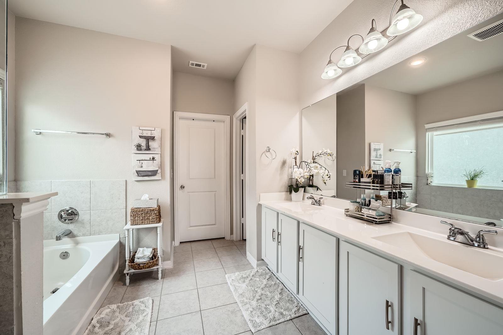 17233 Casanova Ave — photo 5