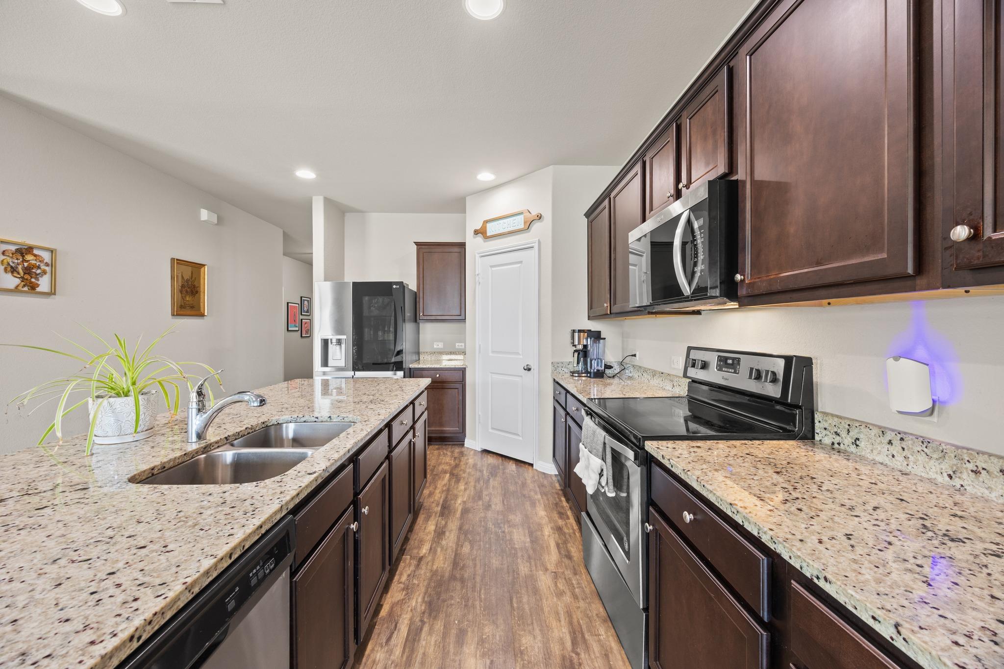 14009 Mark Christopher WAY — photo 4