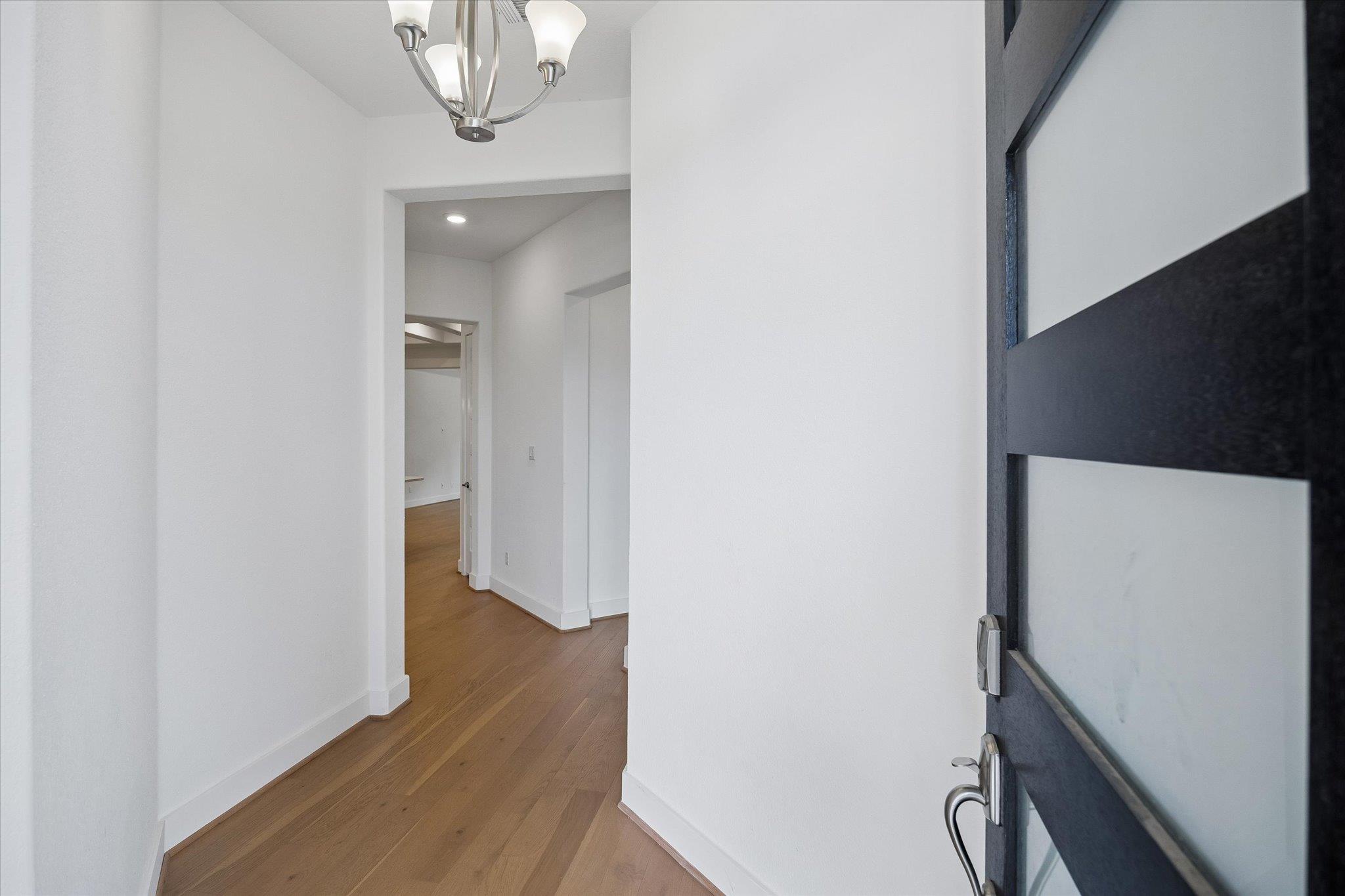 109 Beneteau DR — photo 3