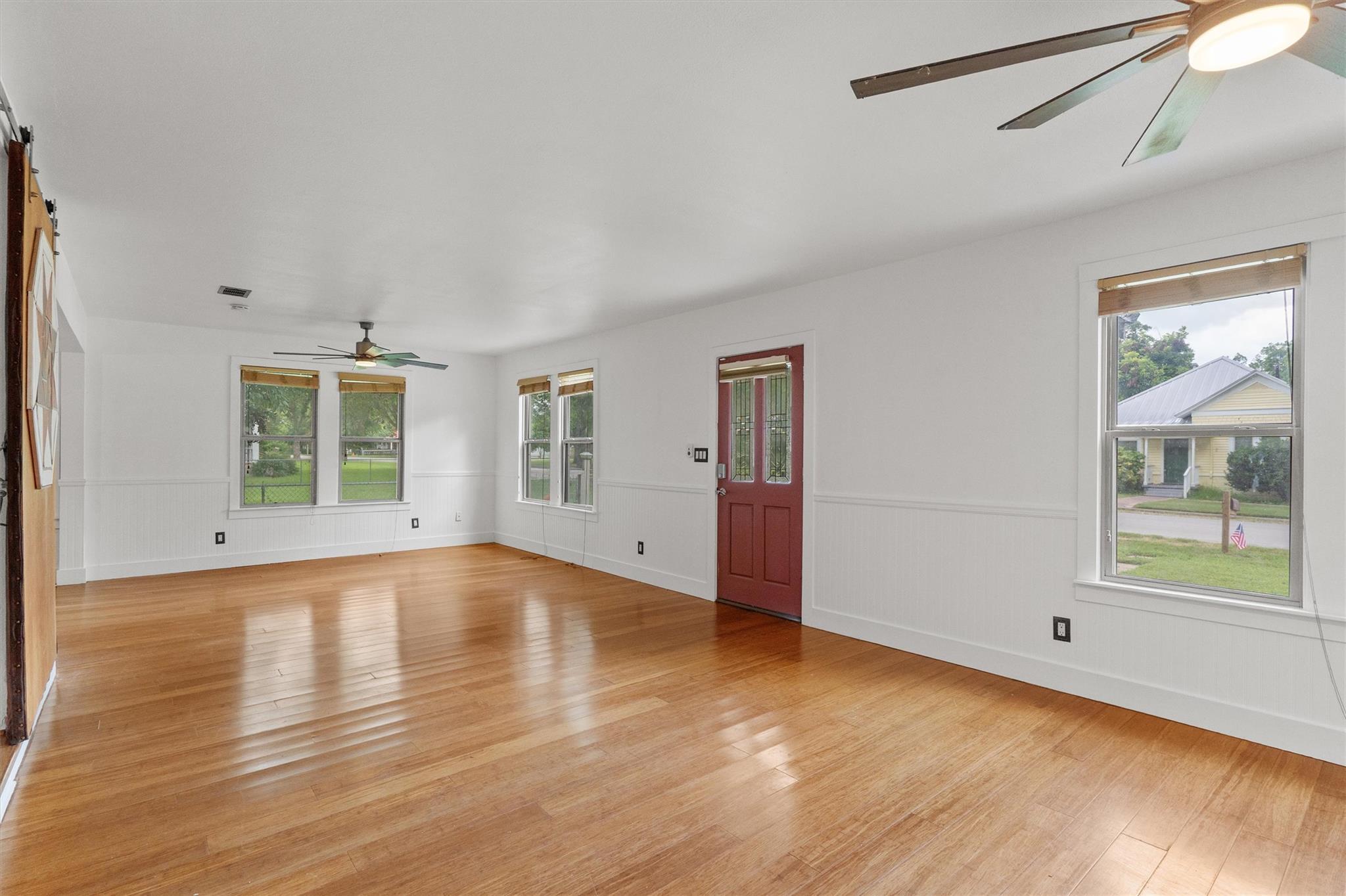 503 Short ST — photo 5