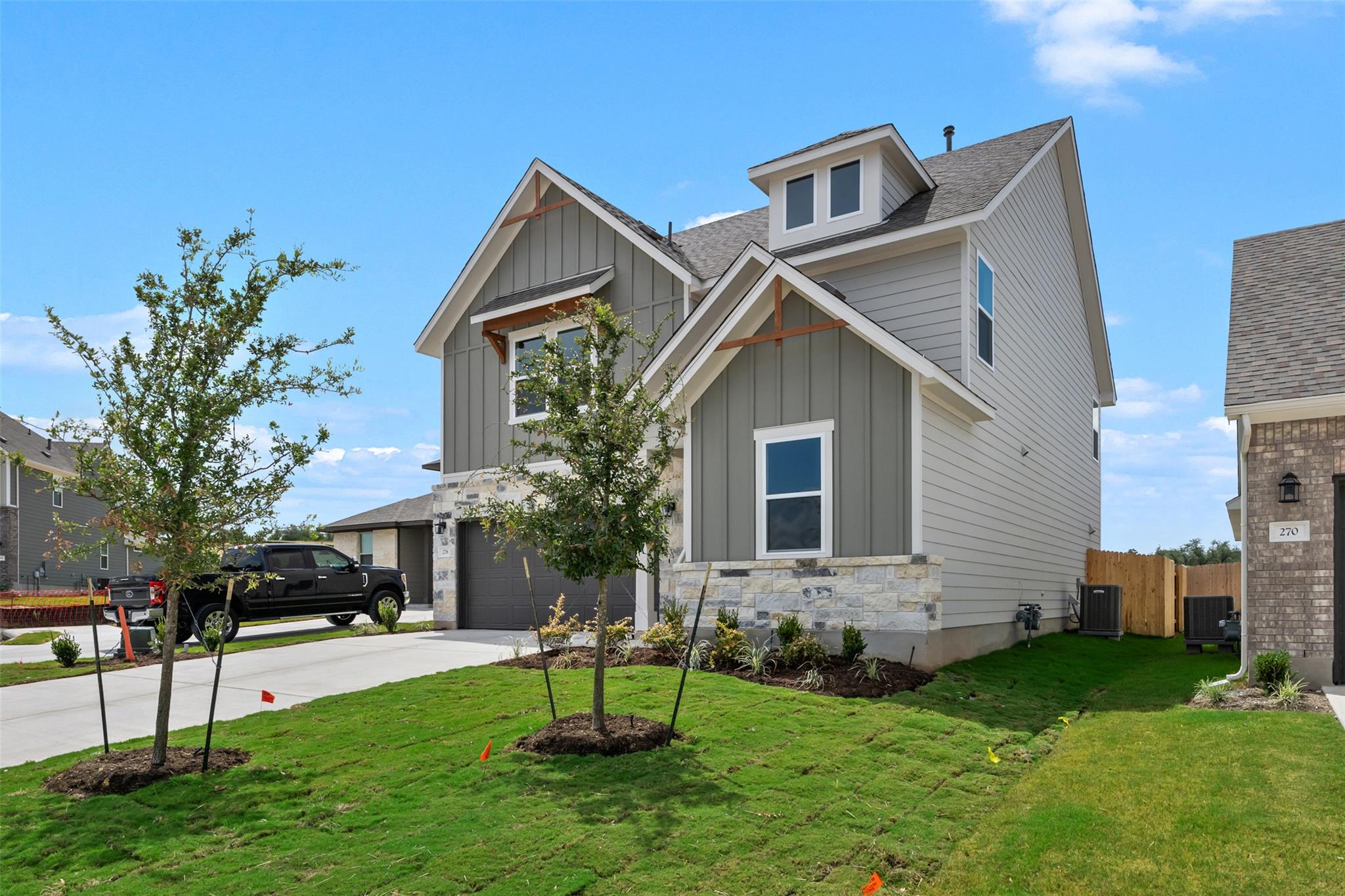 278 Crater Lake DR — photo 4
