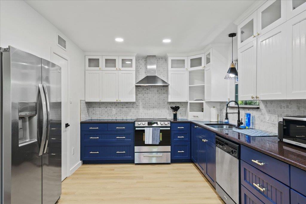 5205 Calais CT — photo 4