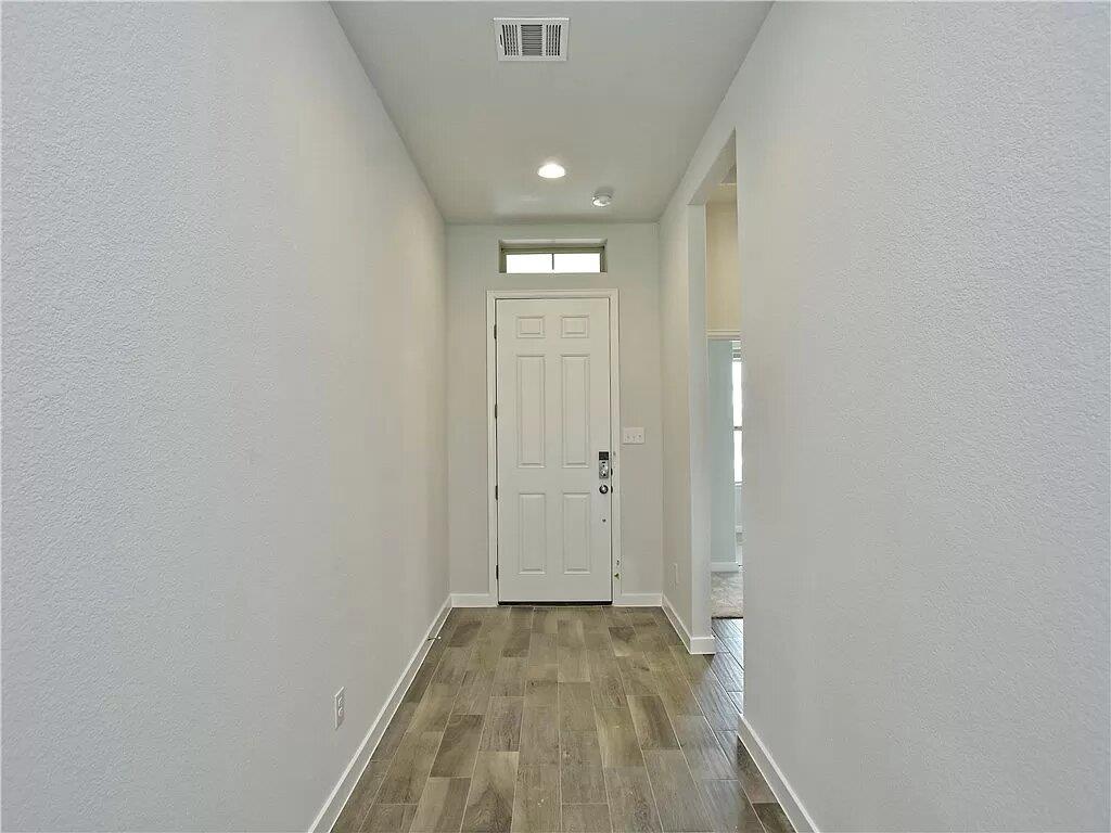 129 San Domenico CV — photo 4