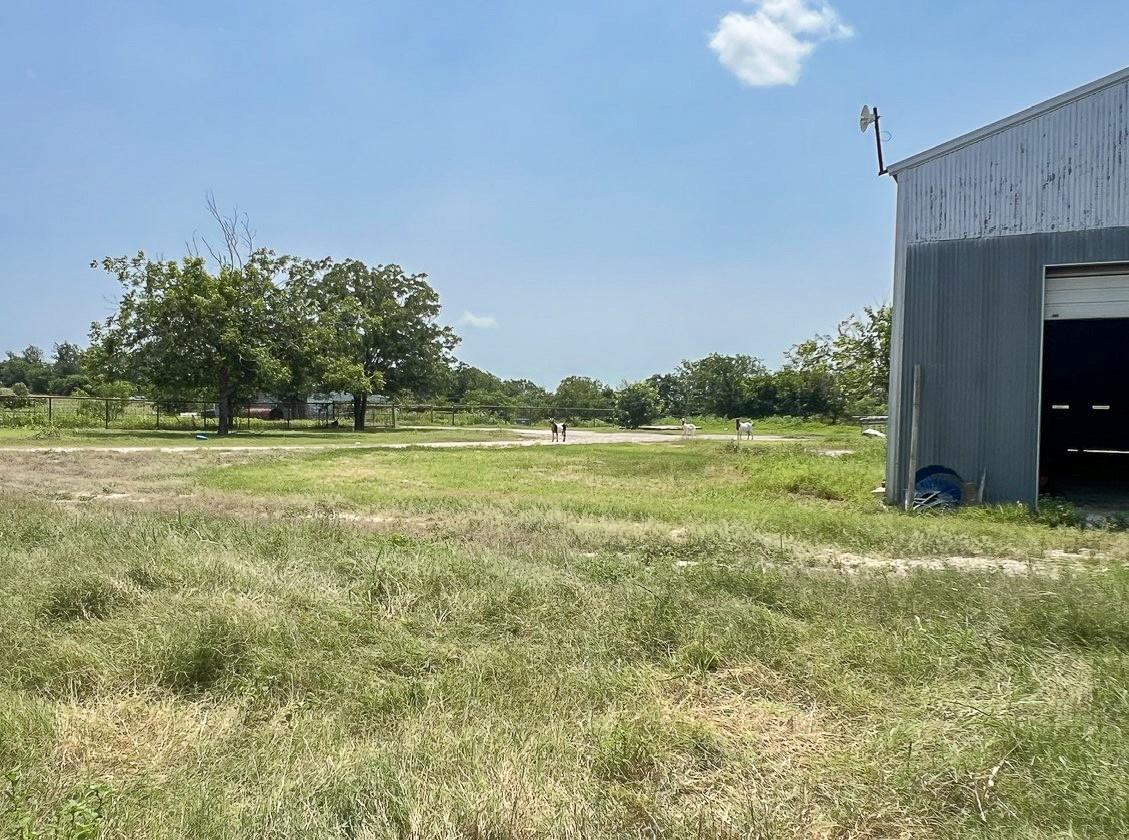 2143 Fm 1966 — photo 5