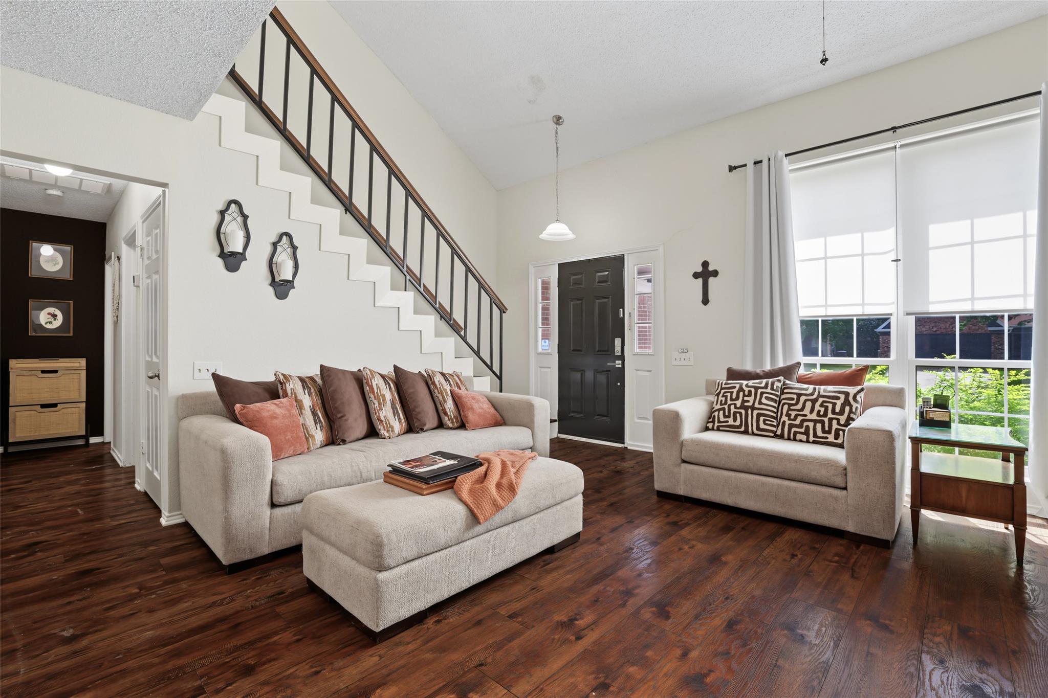 16910 Columbine ST — photo 5