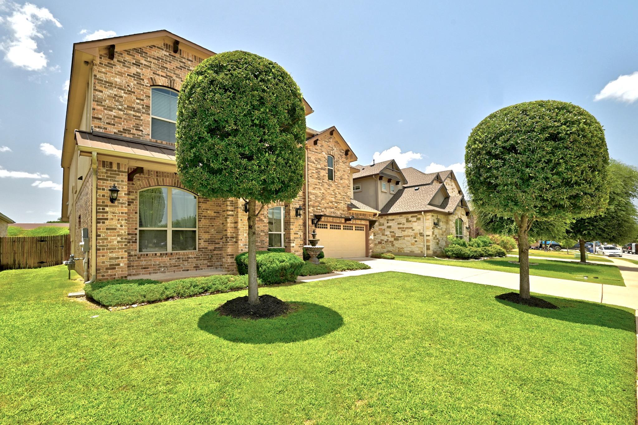 2237 Cactus Valley DR — photo 3