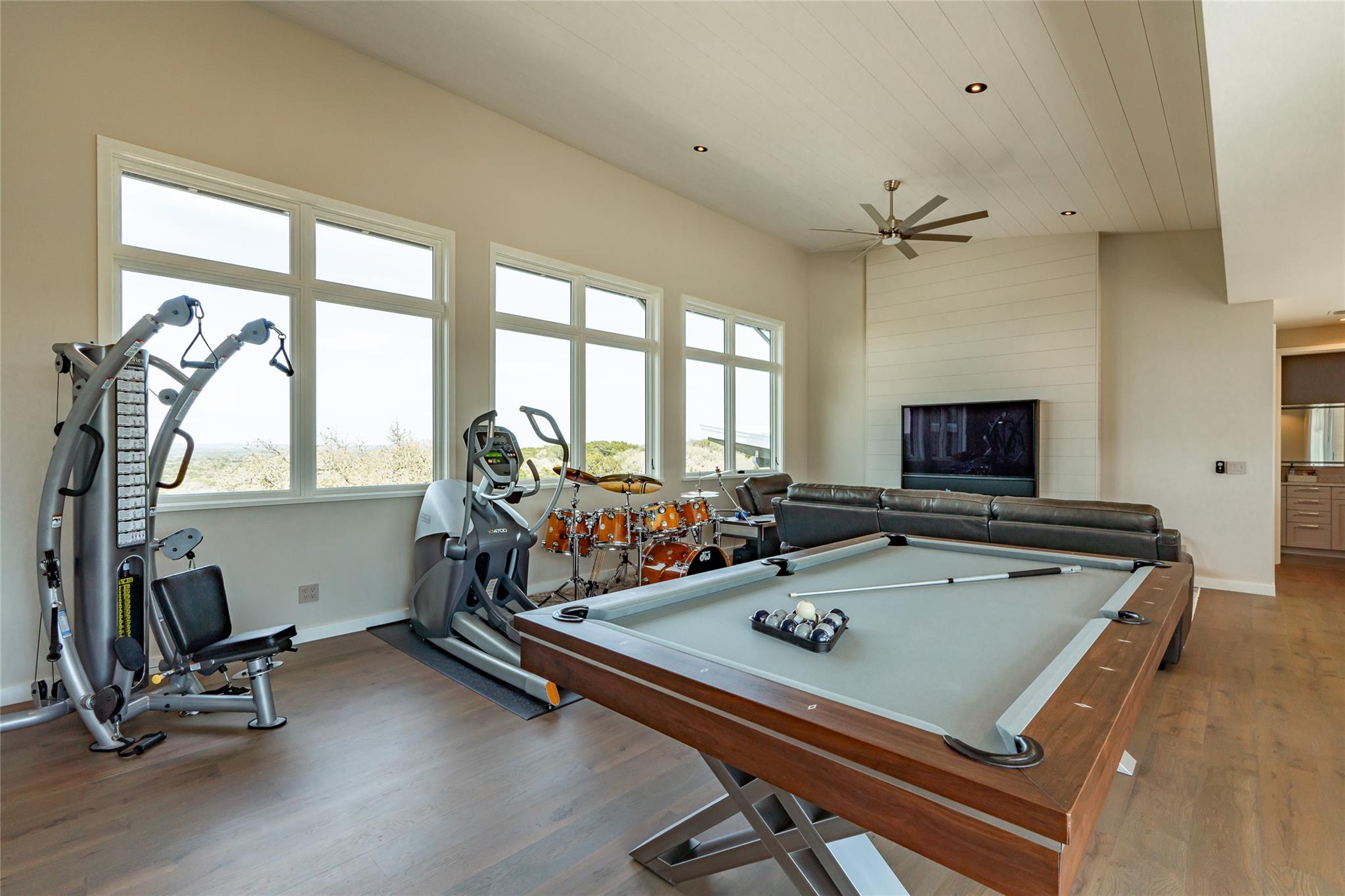 2660 Elder Hill RD — photo 5