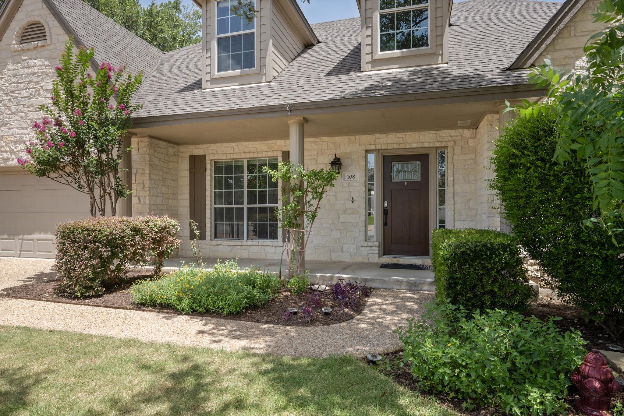108 Thornwood RD — photo 3