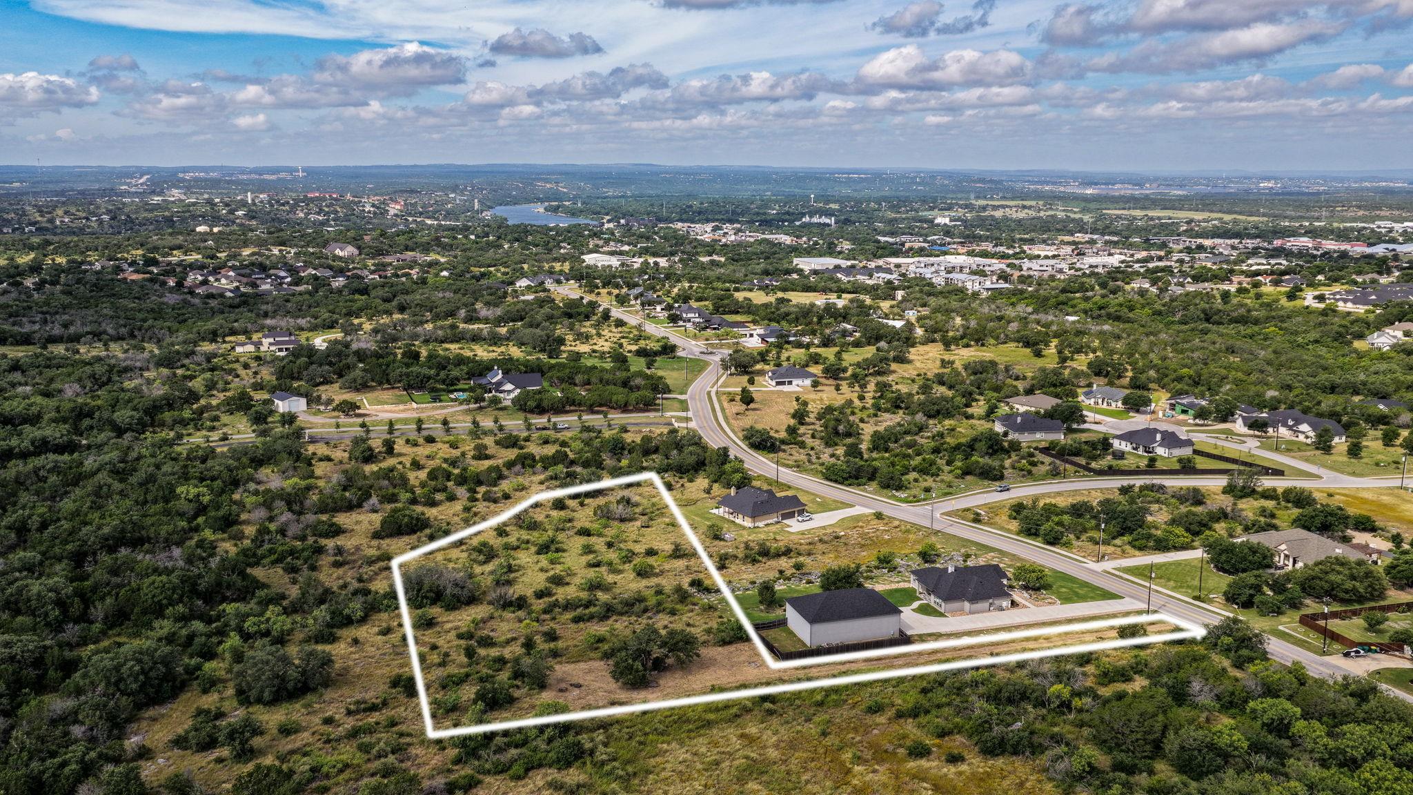 2229 Park View DR