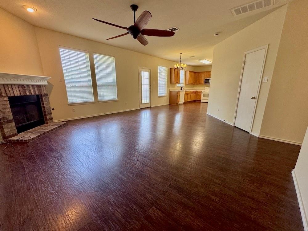 137 Firewheel CV — photo 4