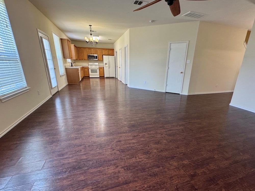 137 Firewheel CV — photo 5