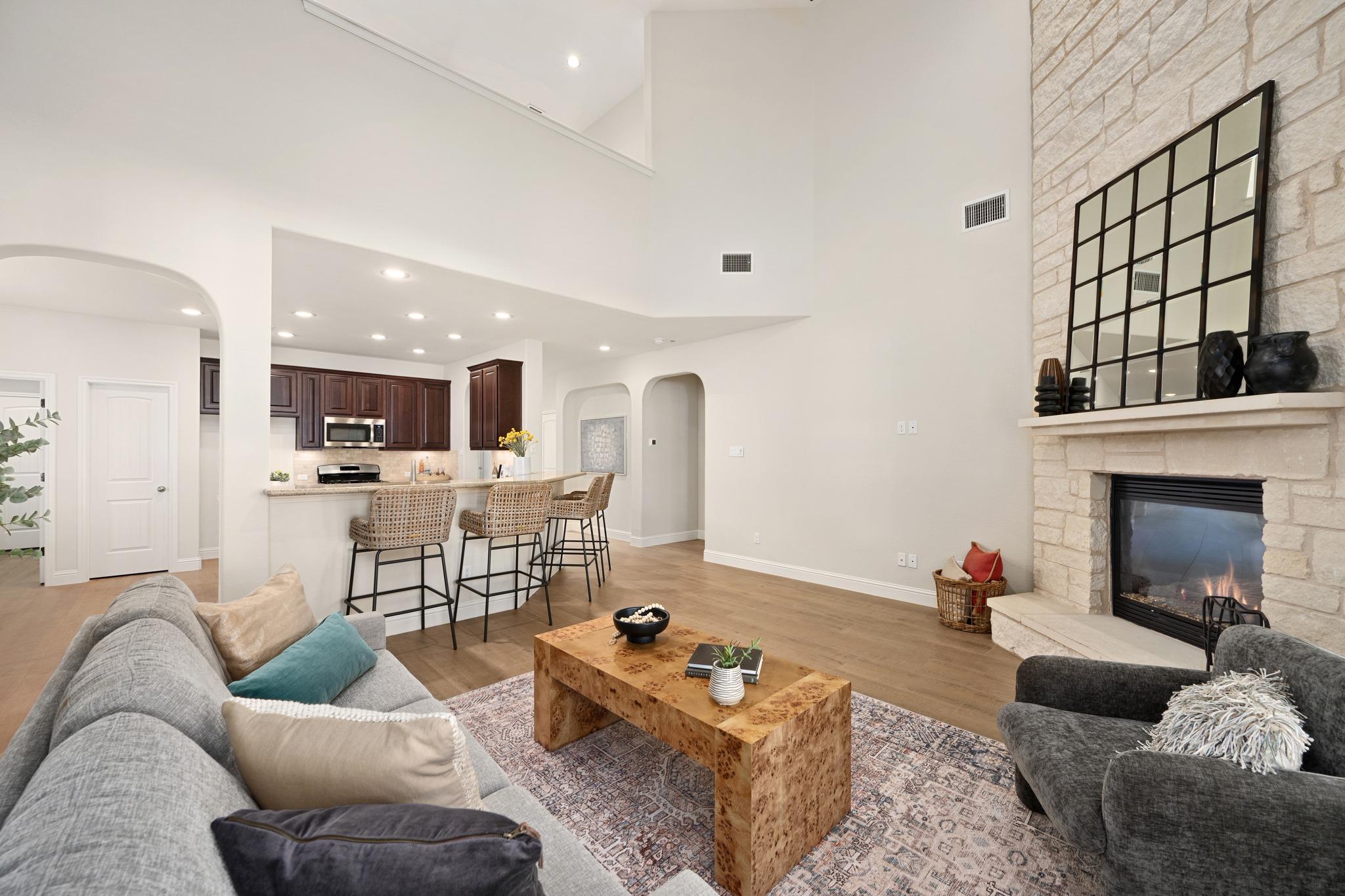 8620 Alophia DR — photo 3