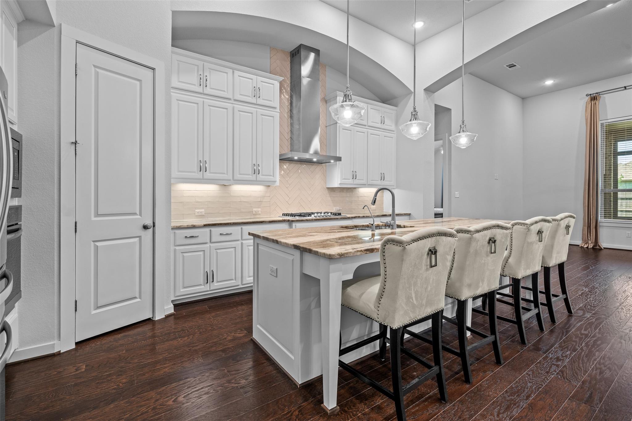 116 Texon DR — photo 5
