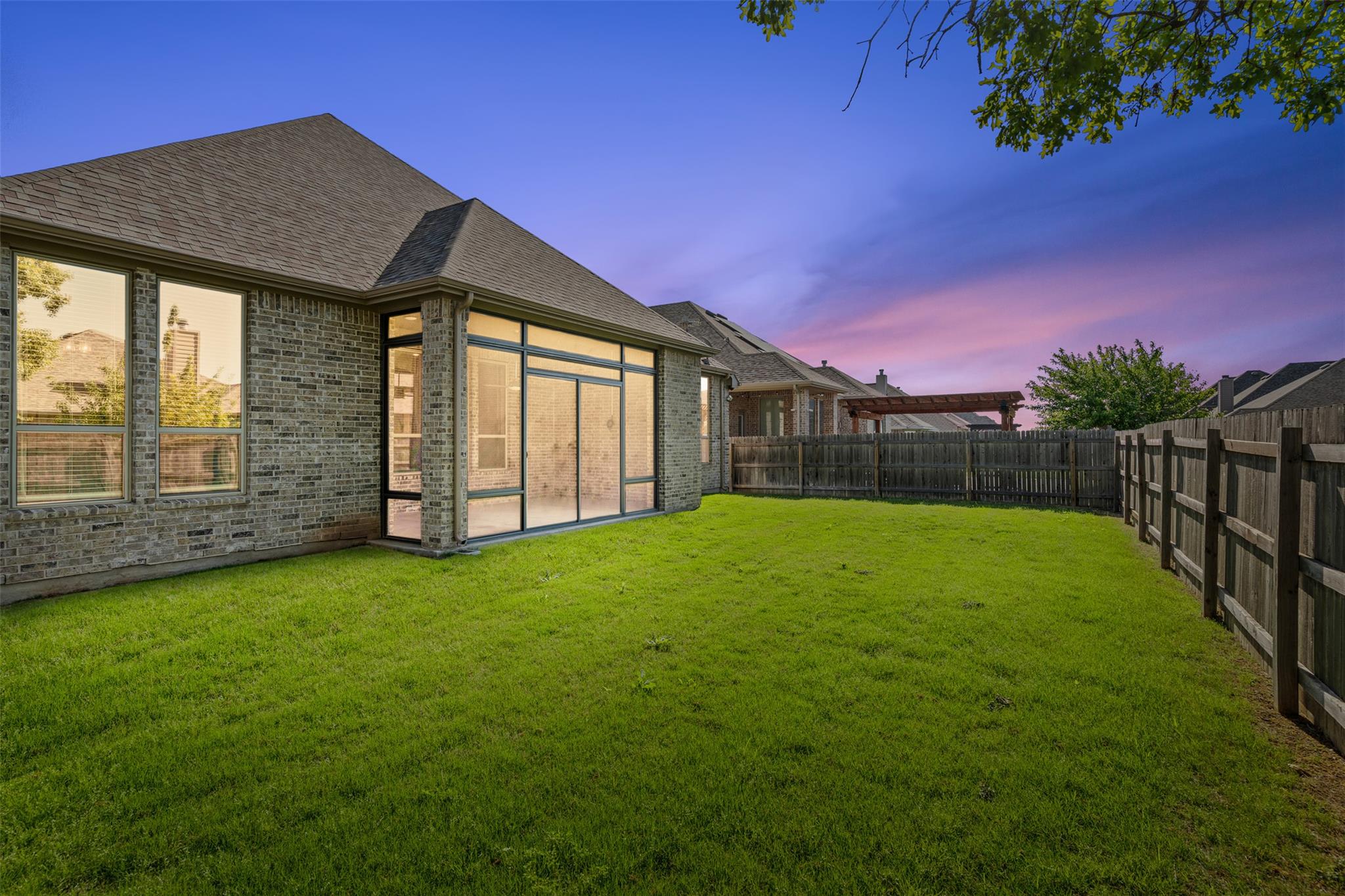 116 Texon DR — photo 3