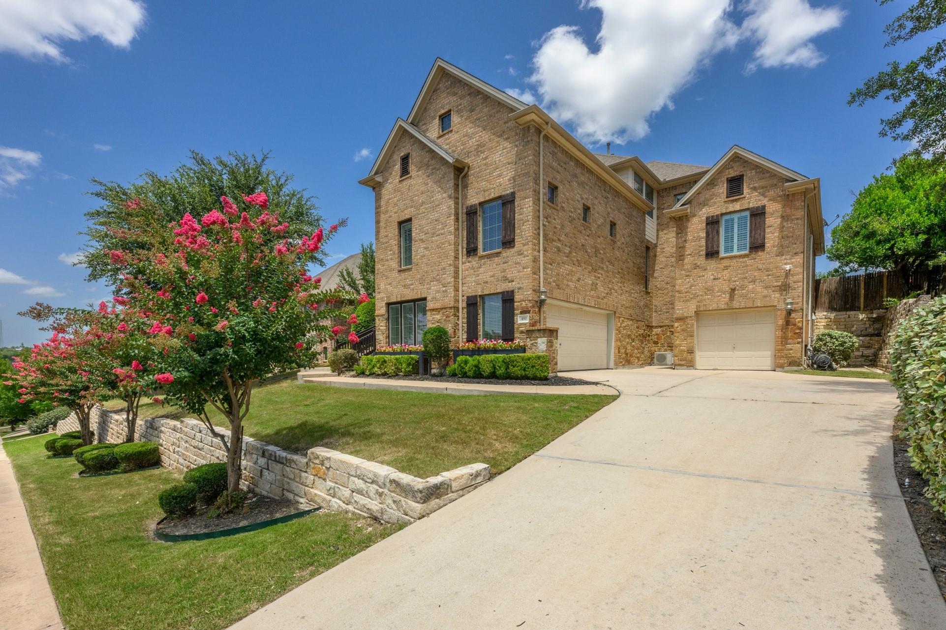 490 Aspen DR — photo 4