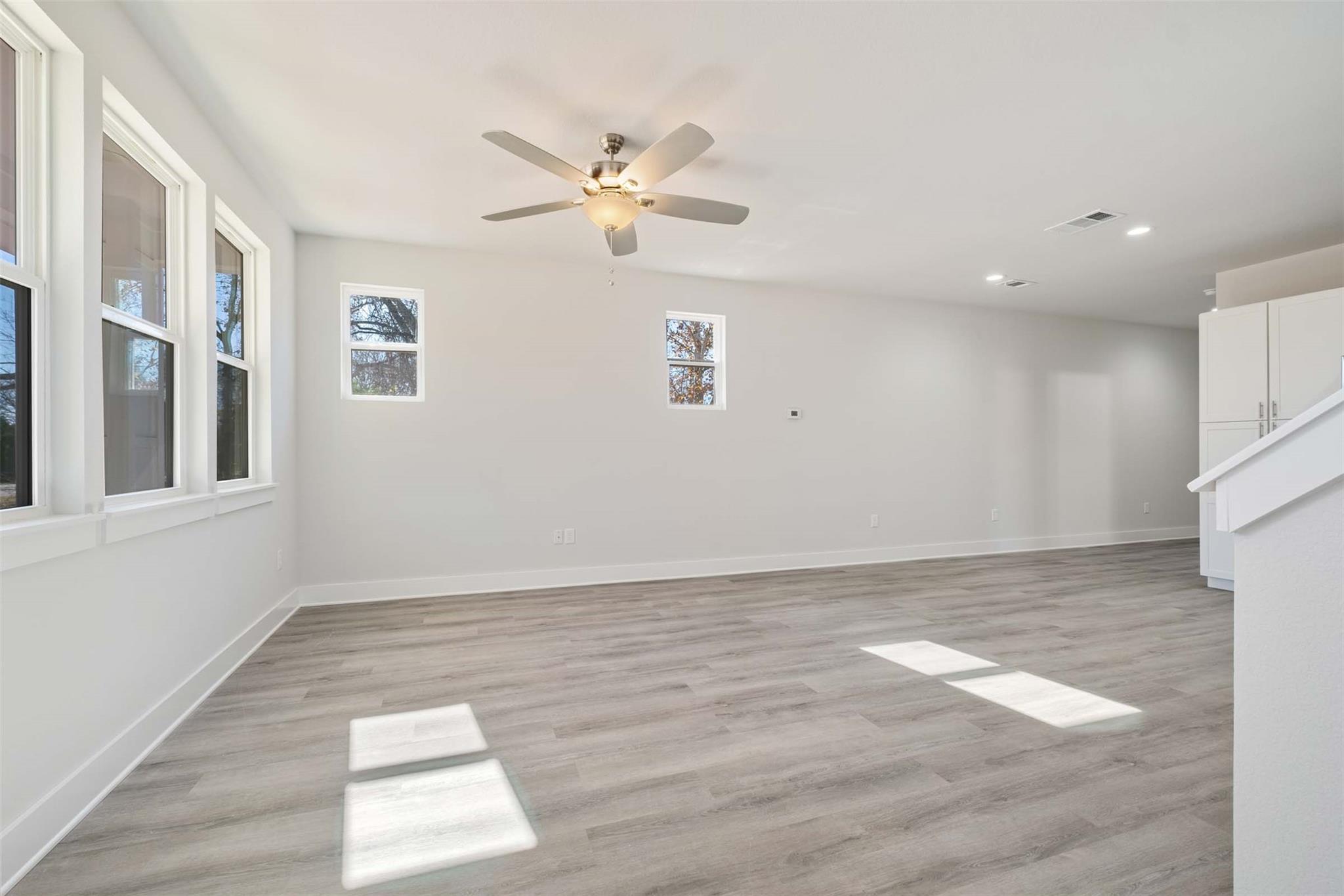 107 Wilkes ST — photo 3