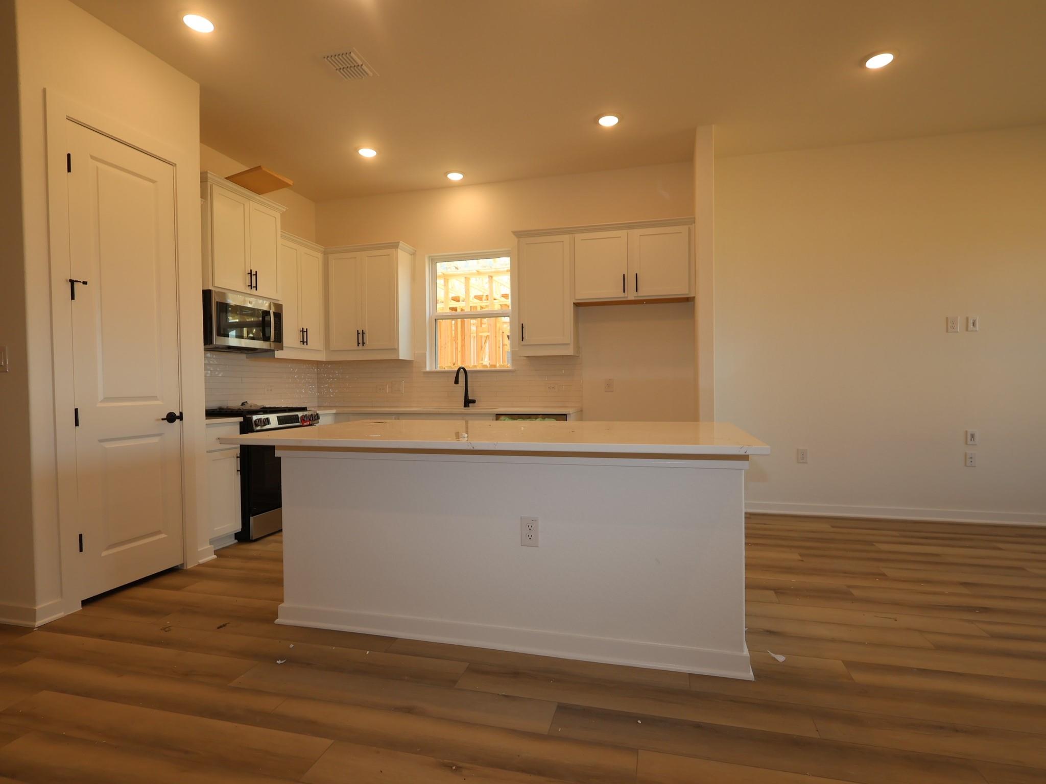 13212 Keefer DR — photo 5