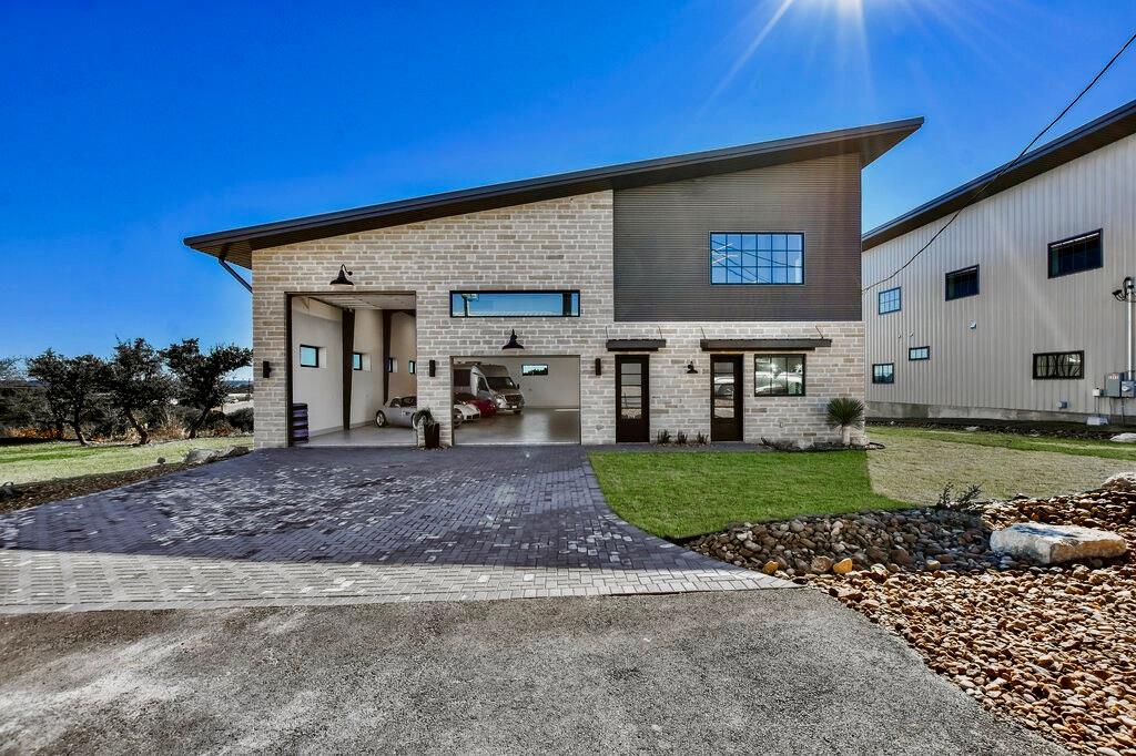1301 O REILLY DR — photo 3