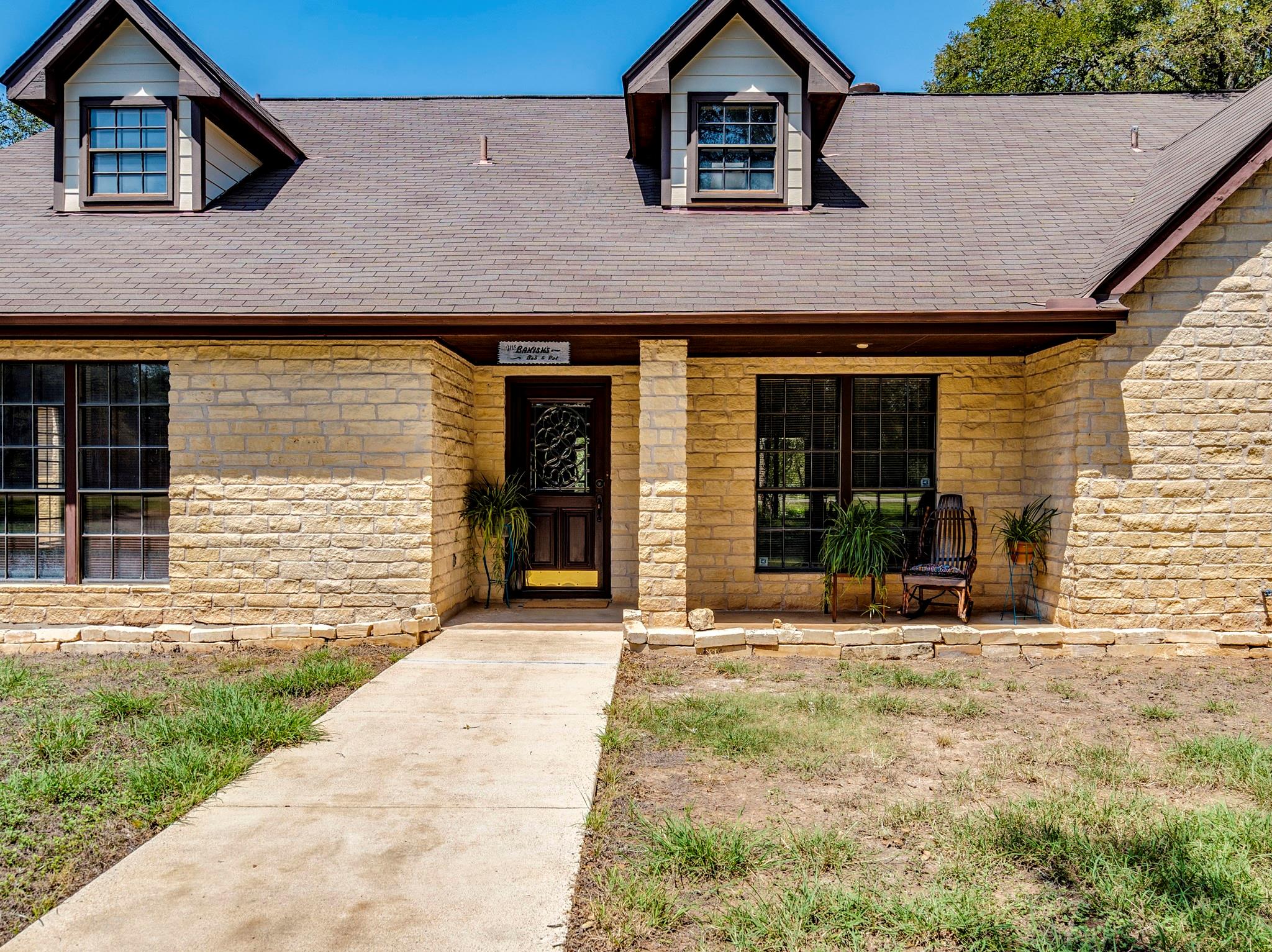 1112 Live Oak LOOP — photo 3