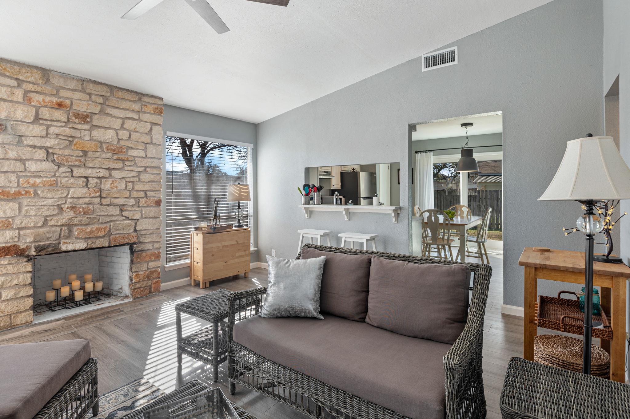 10401 Burmaster LN #A — photo 5