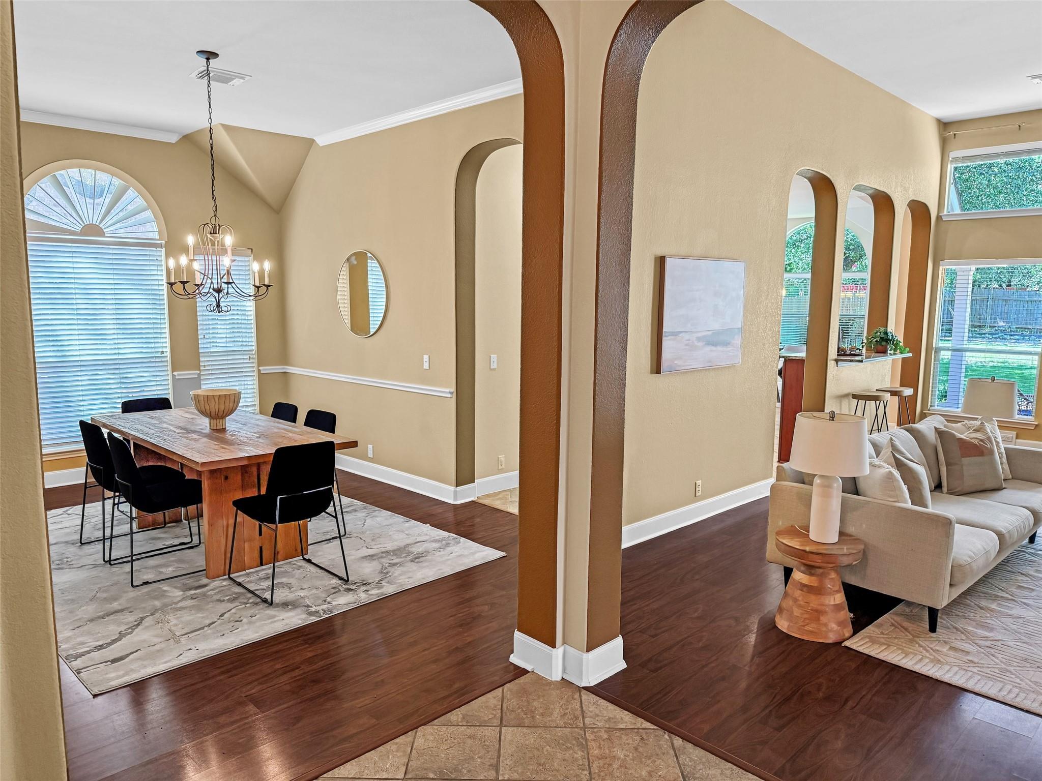8109 Endeavor CIR — photo 4