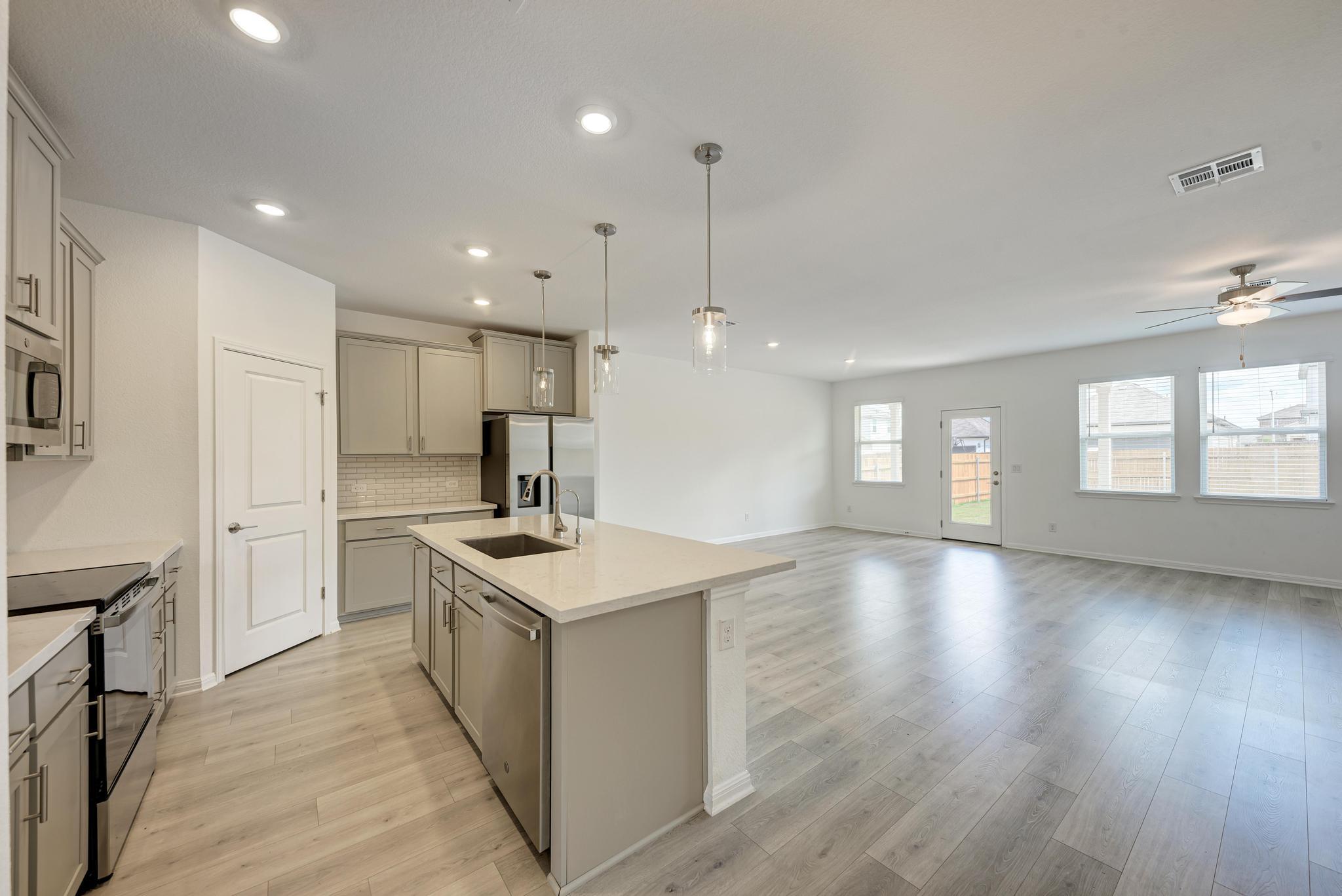 345 Andesite TRL — photo 5