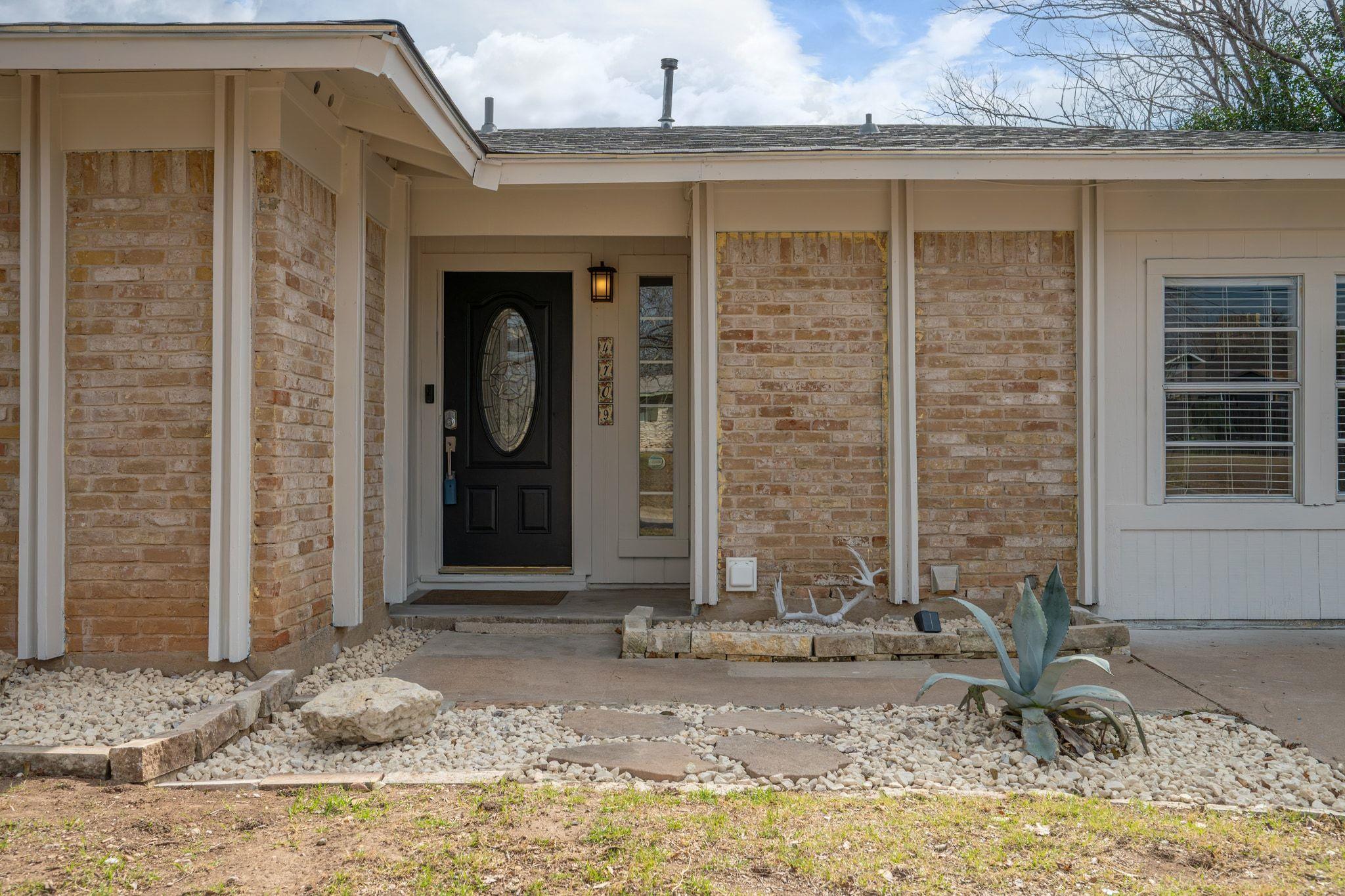4709 York Hill DR — photo 4