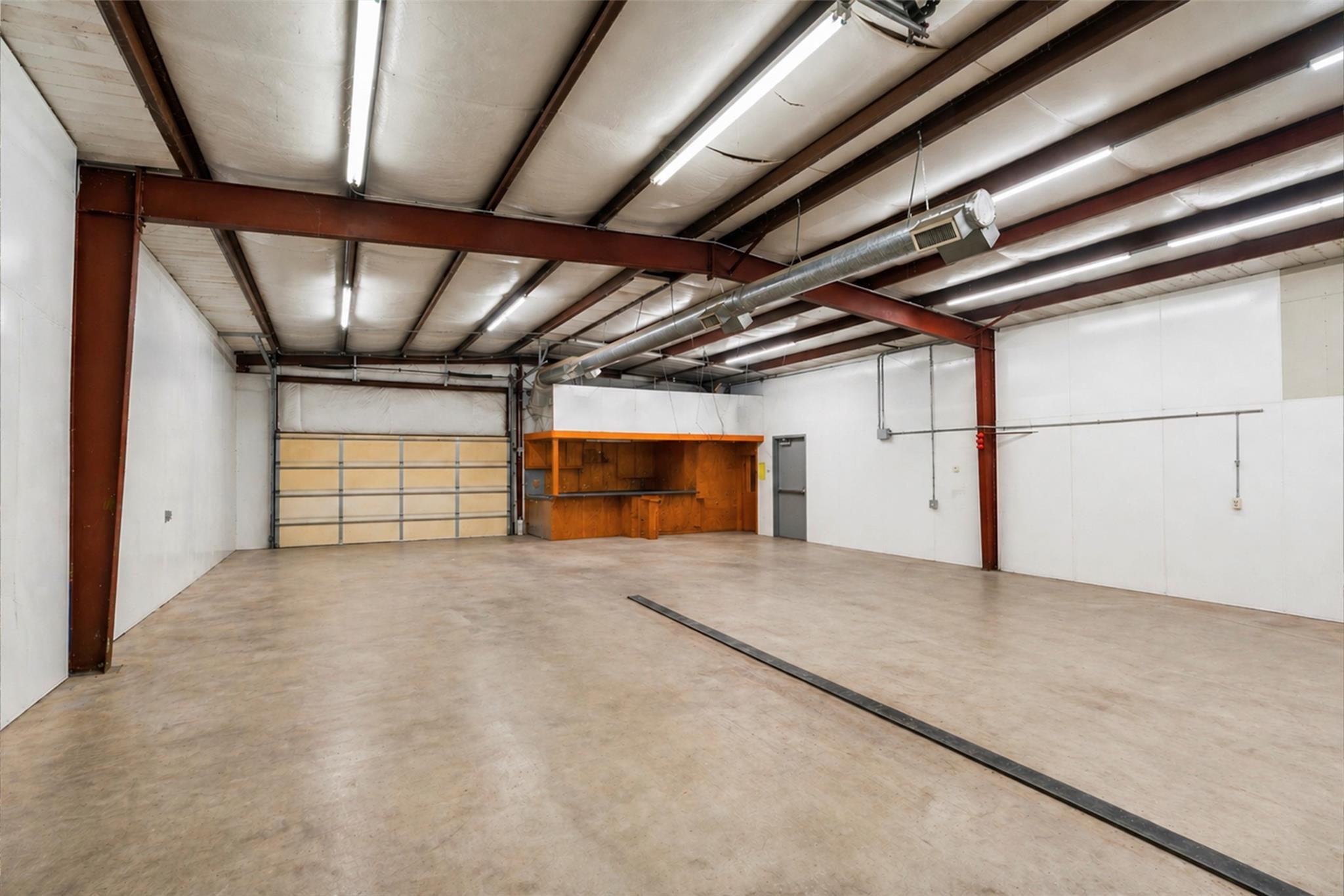 1389 Highway 290 — photo 4
