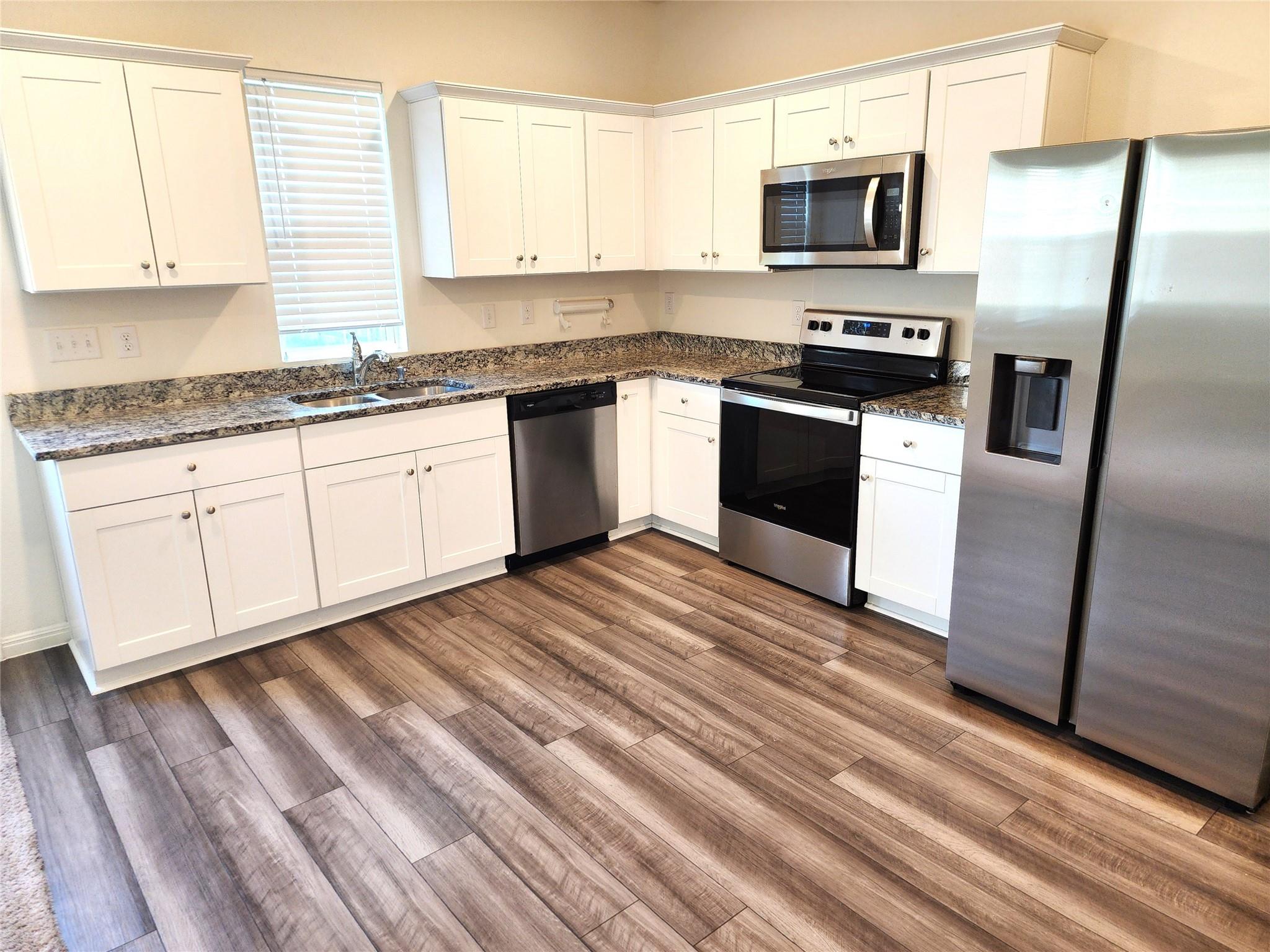 243 Waterbuck LOOP — photo 3
