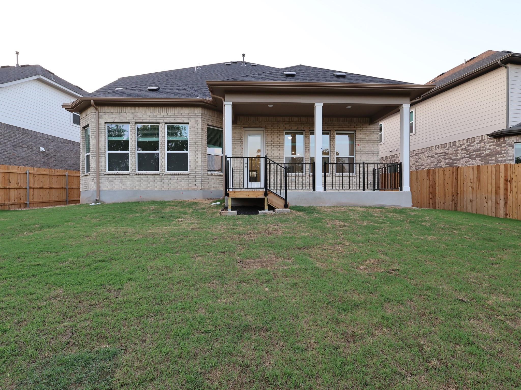 4012 Fulton DR — photo 4