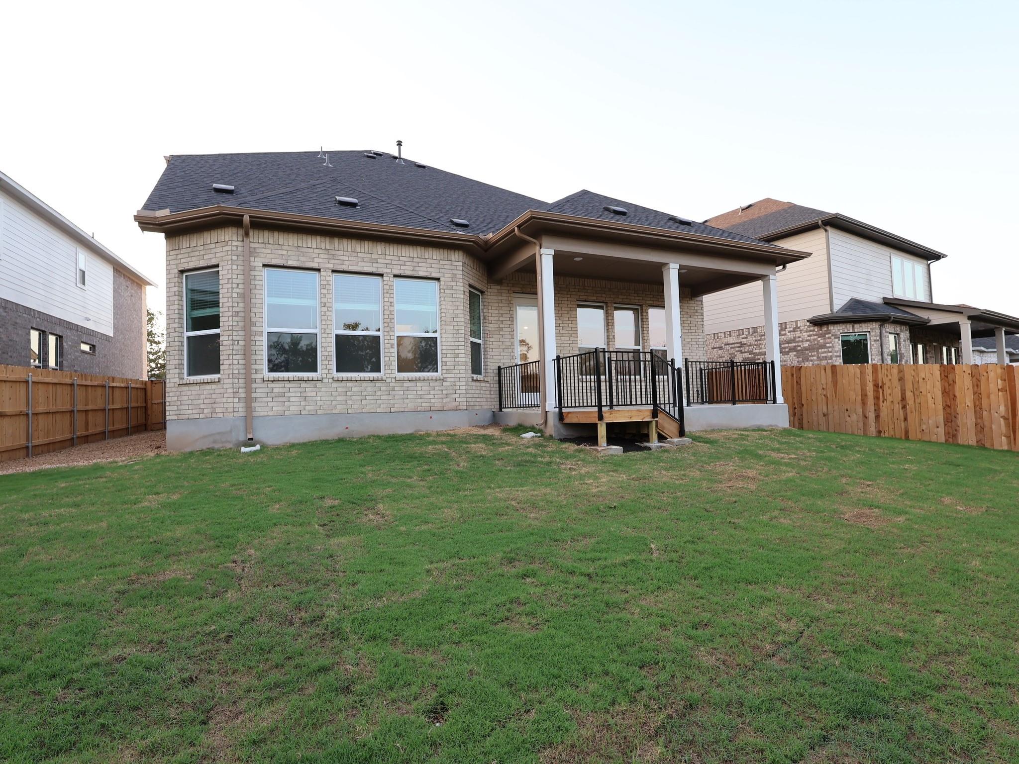 4012 Fulton DR — photo 5