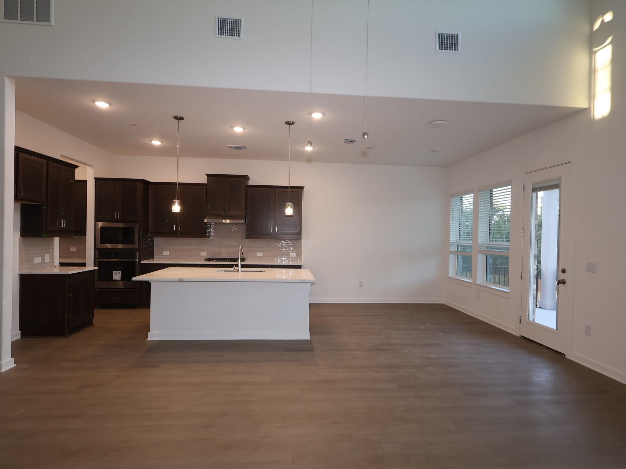 4016 Fulton DR — photo 5