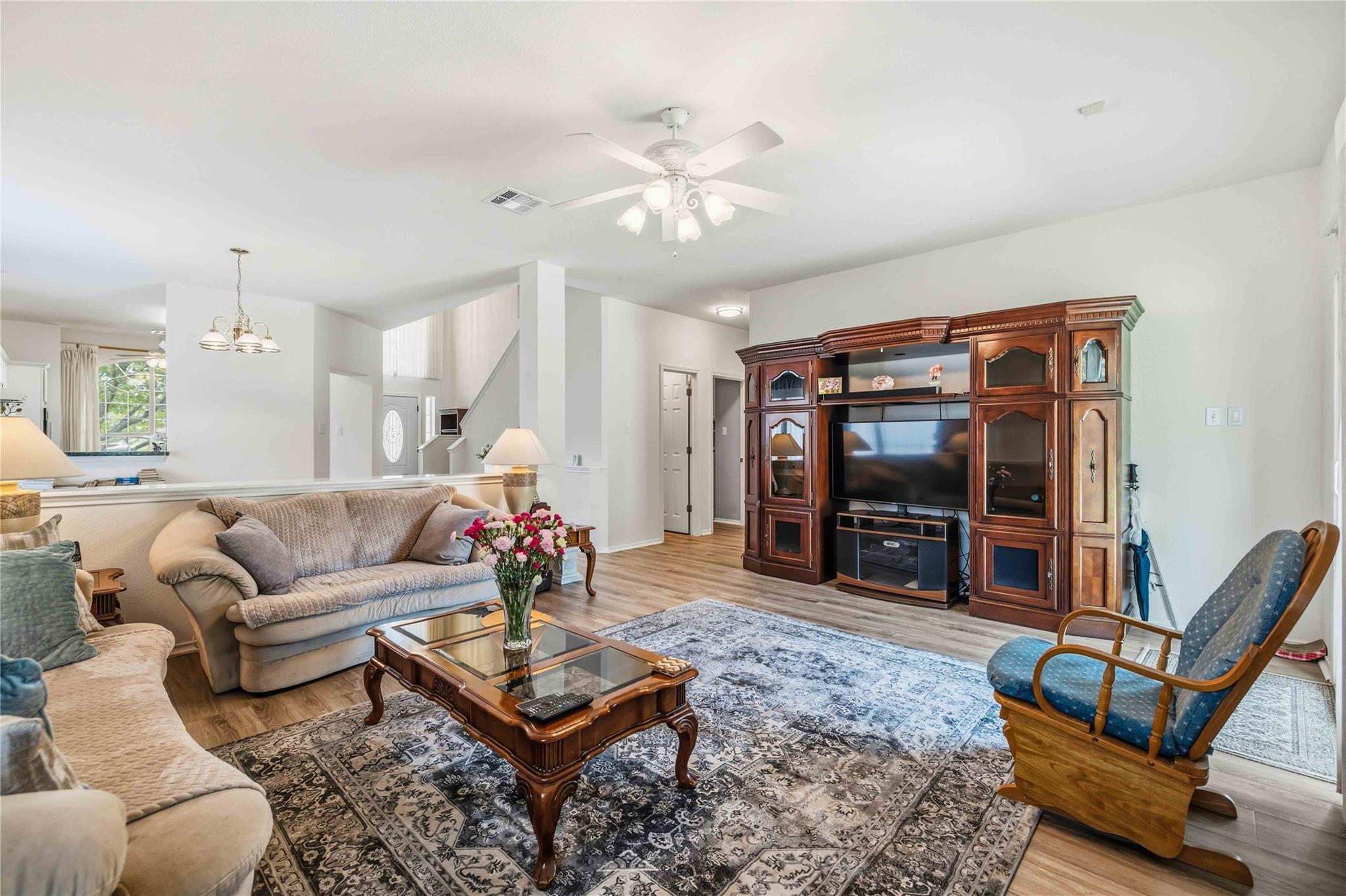 3006 Bradford Park DR — photo 4