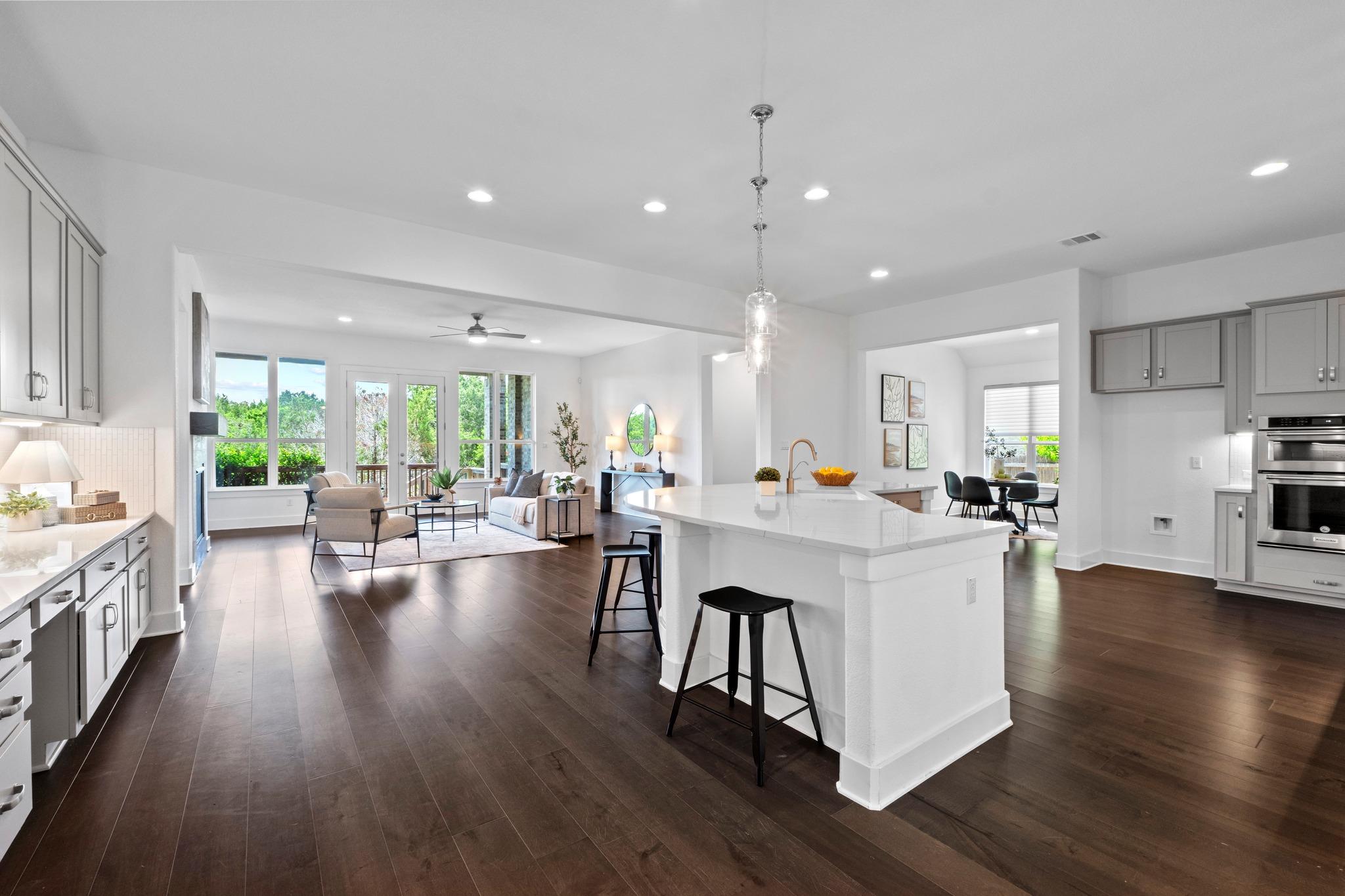 393 Stone River DR — photo 3