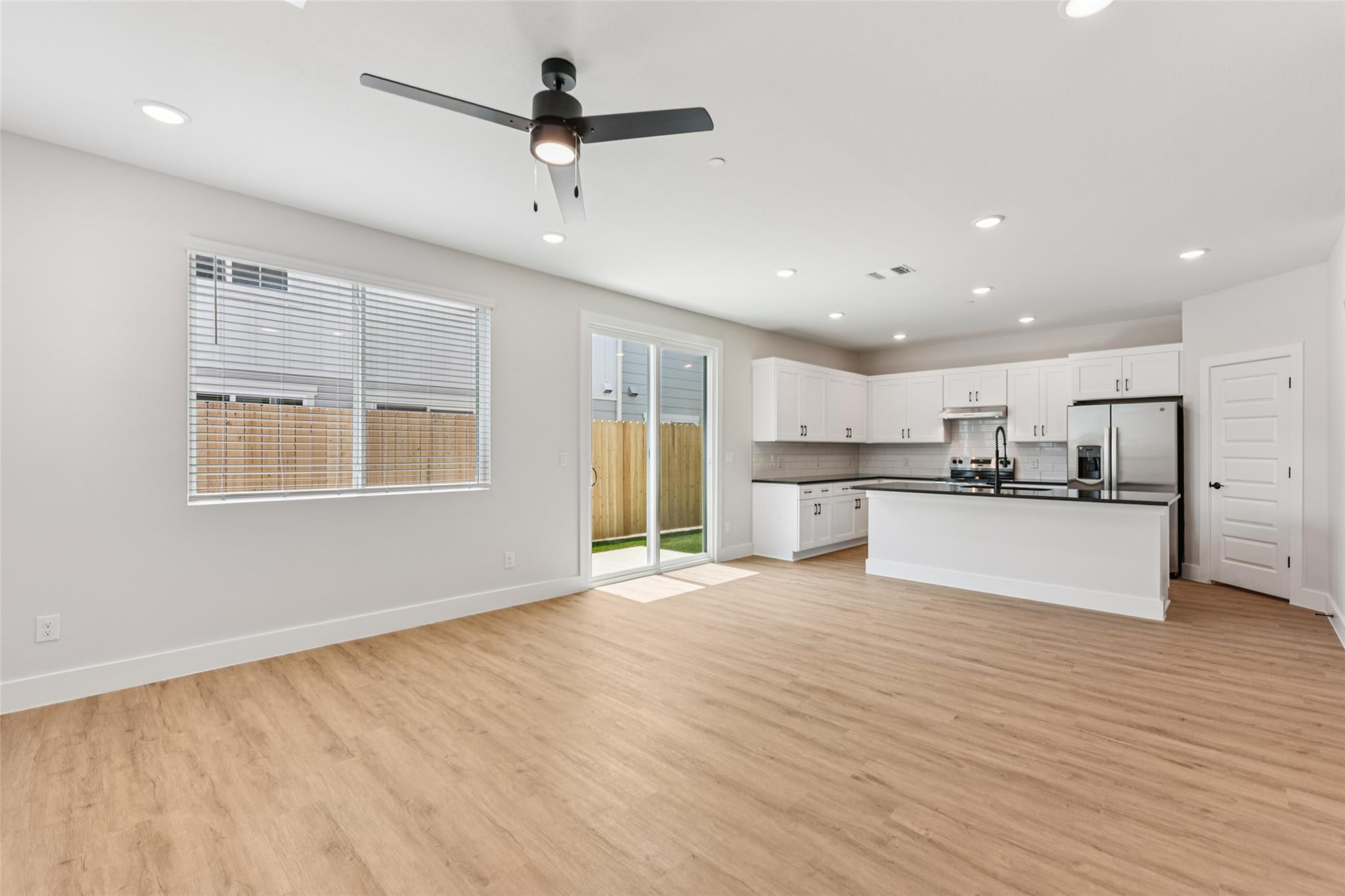 9311 Curious Squirrel ST — photo 3